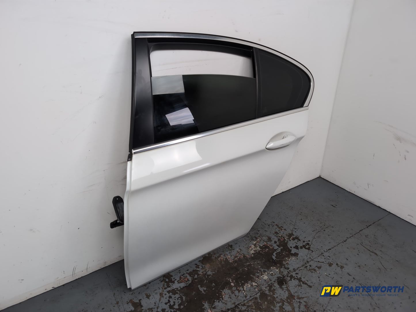 Door Rear LH 3