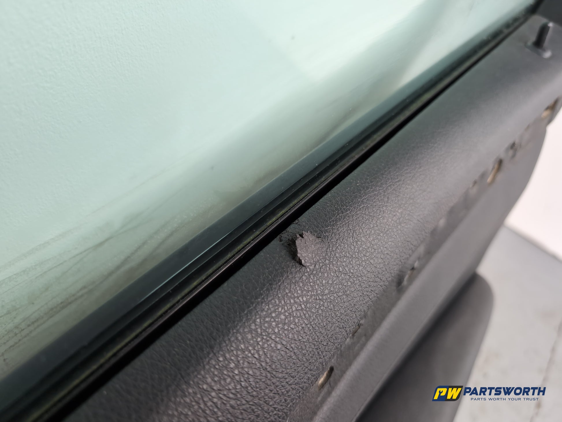 Door Front RH 15