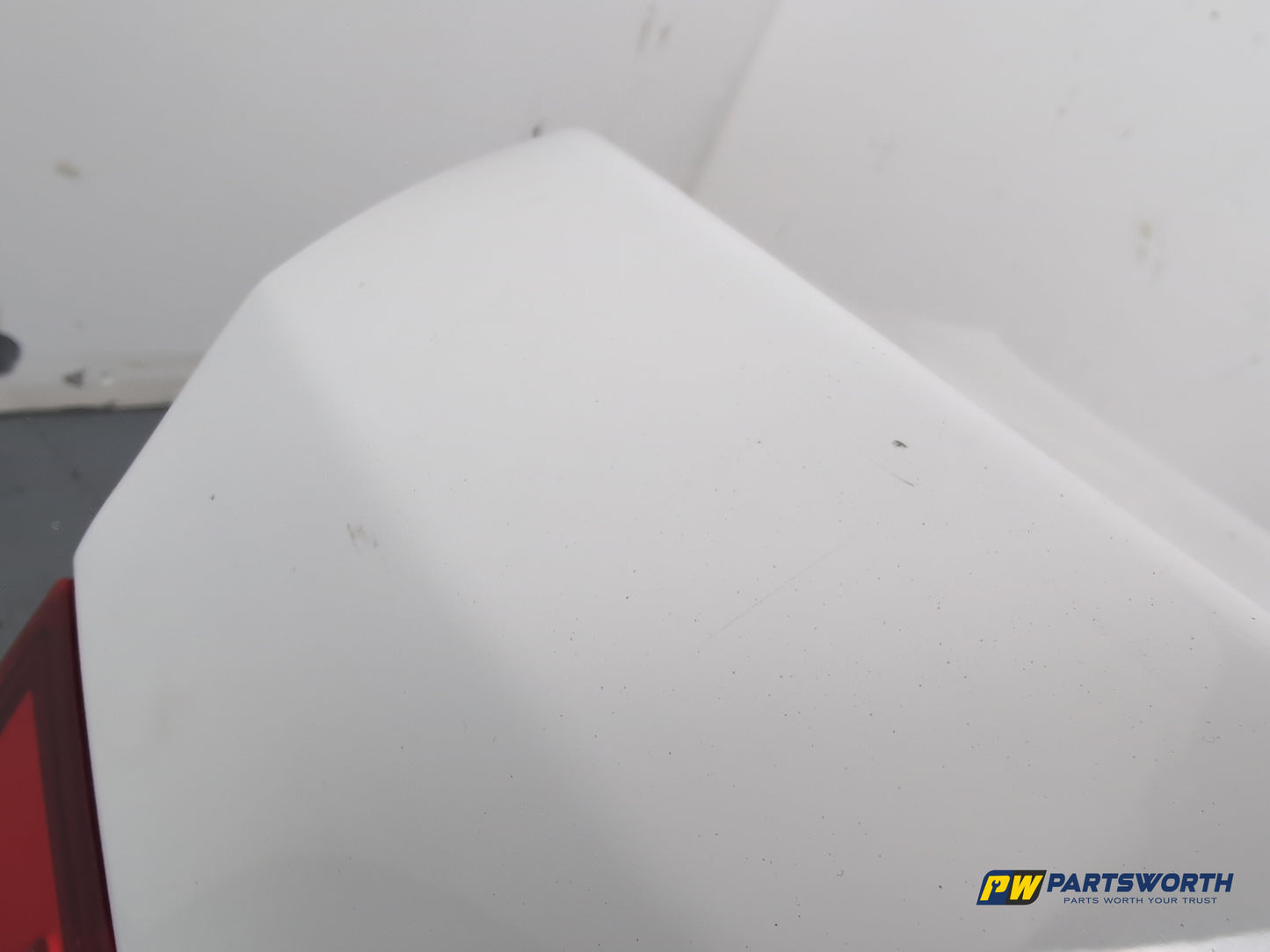 Bmw 5 Series 520d Se Boot Lid Alpine White 300 2013-2017 - photo 9