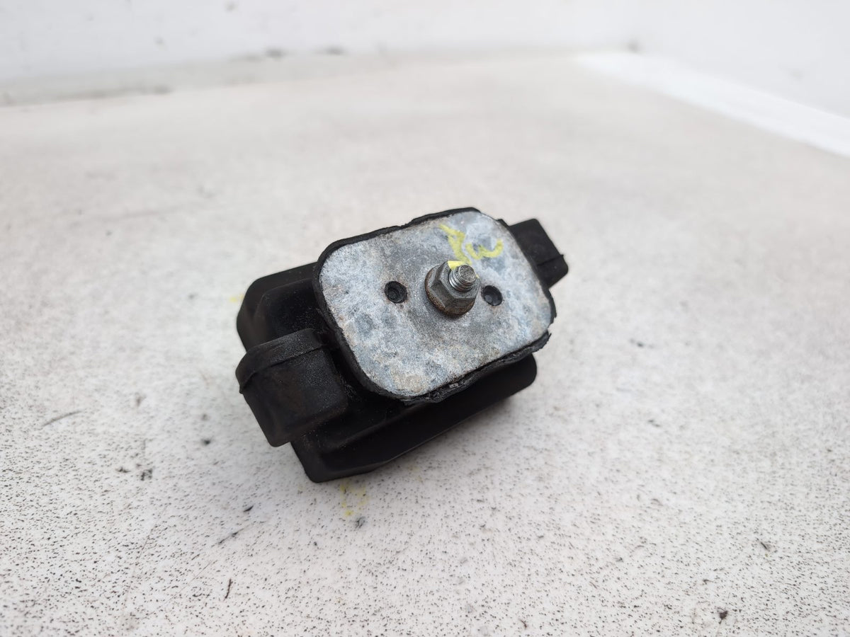 Engine Mounting Bracket 3