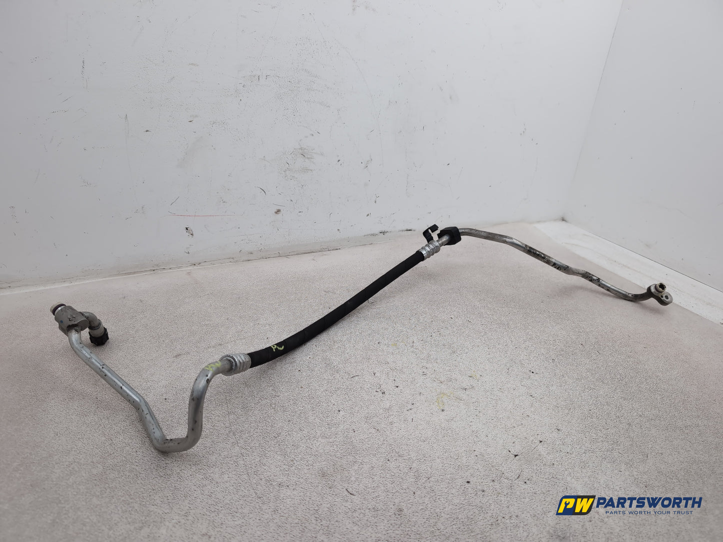 Bmw 5 Series 520d Se Air Conditioning Pipe 9250709 2013-2017 - photo 3