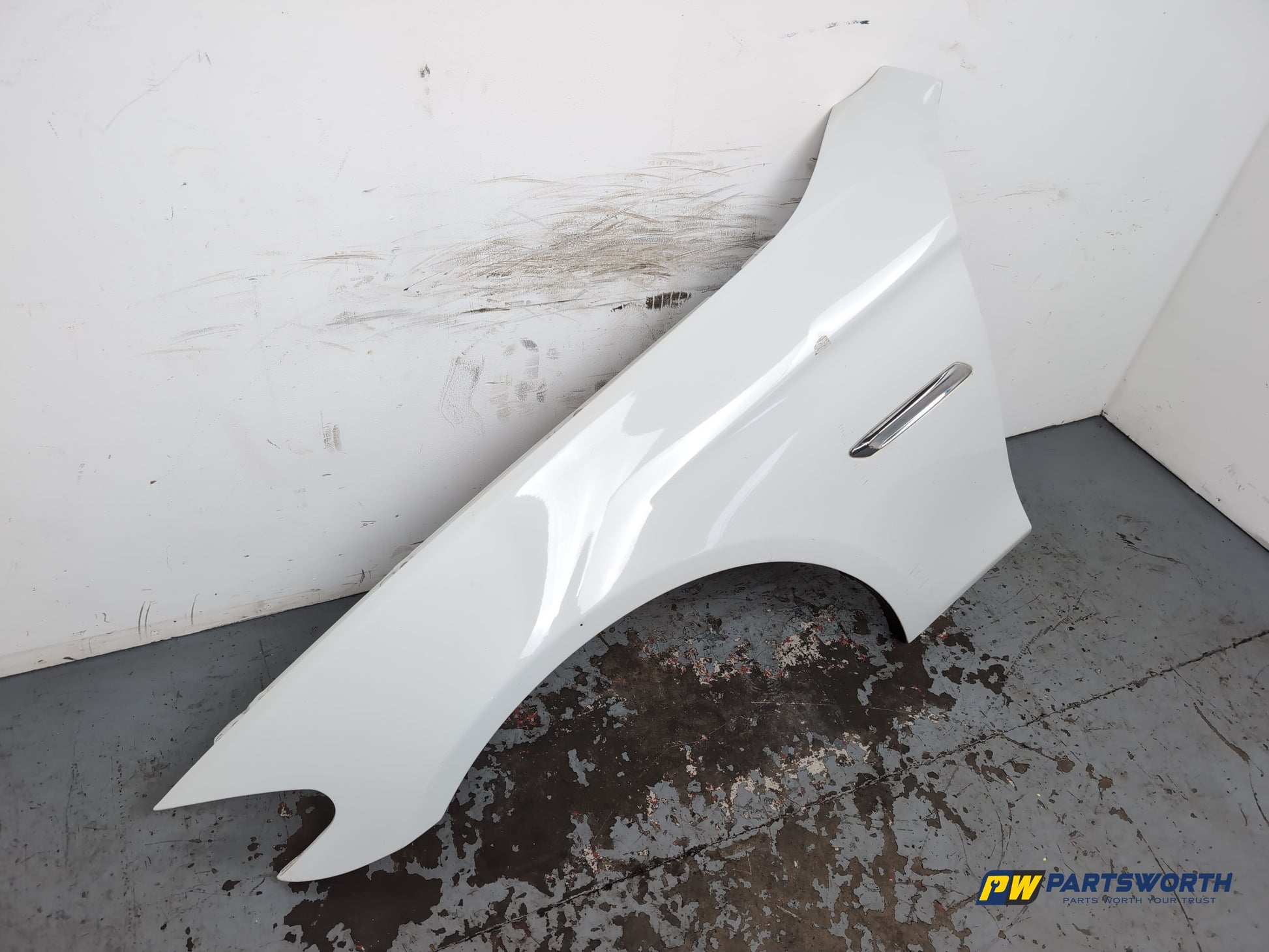 Wing Front LH 3