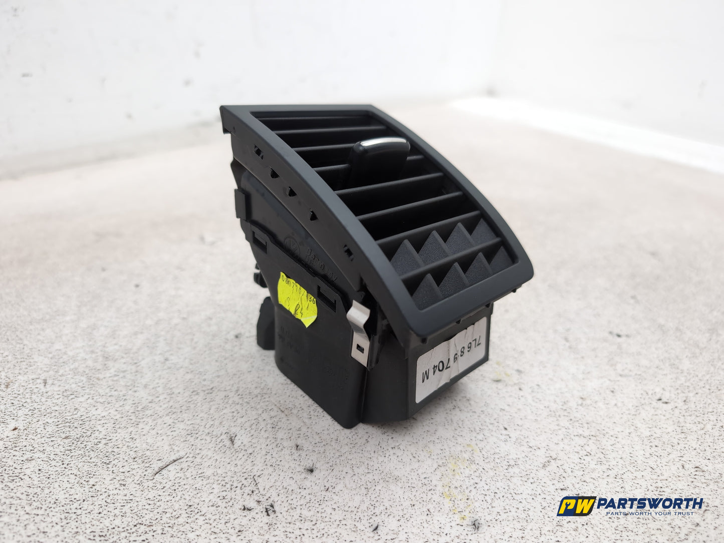 Dashboard Trim With Air Vent  3