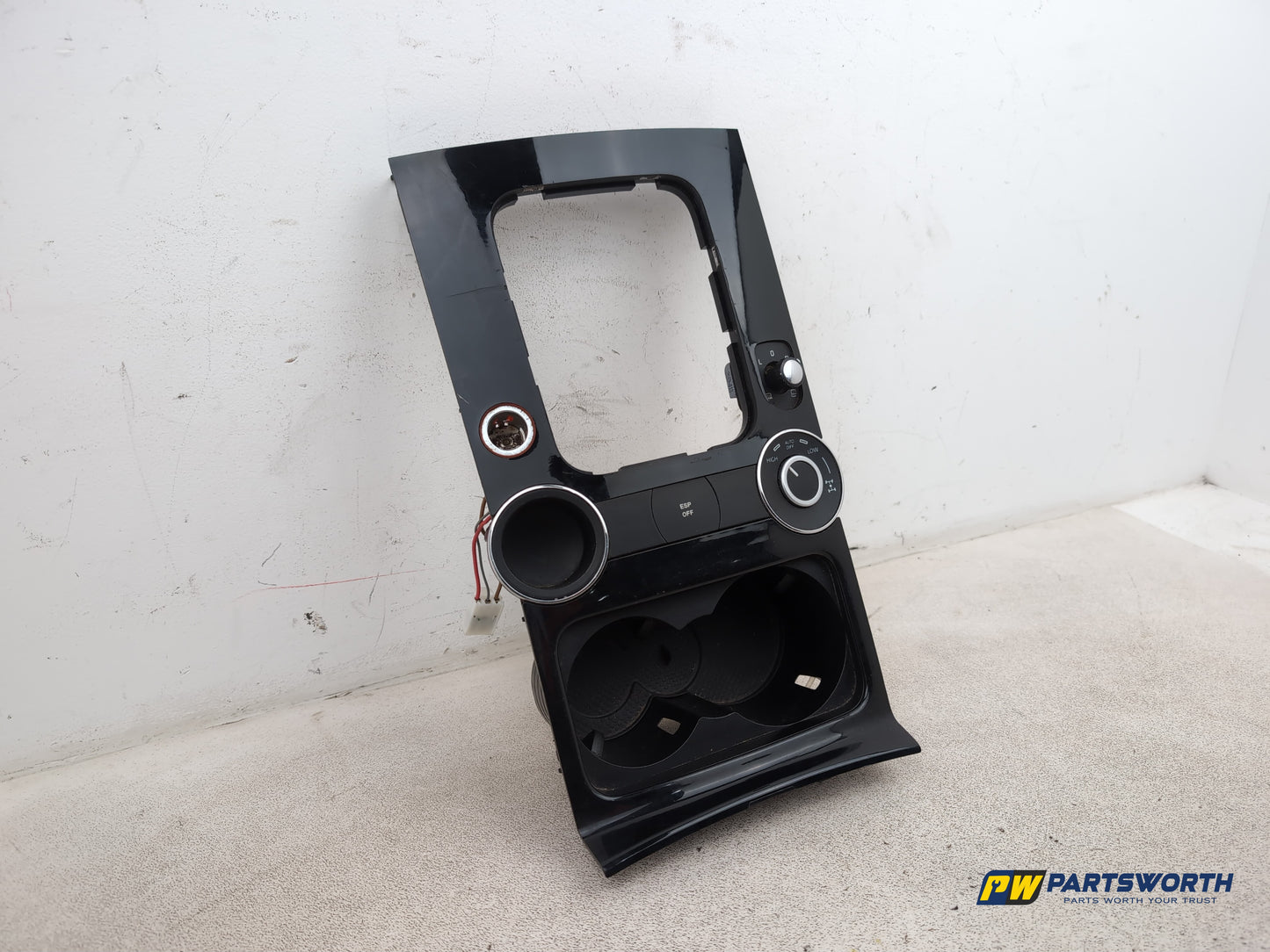 Centre Console Cup Holder 3