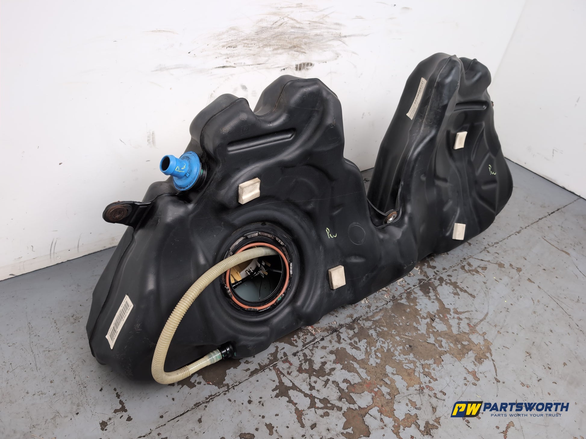 Bmw 5 6 Serie F10 F11 F06 F12 F13 Fuel Tank 7225002 2.0l Diesel 2013-2017 - photo 3