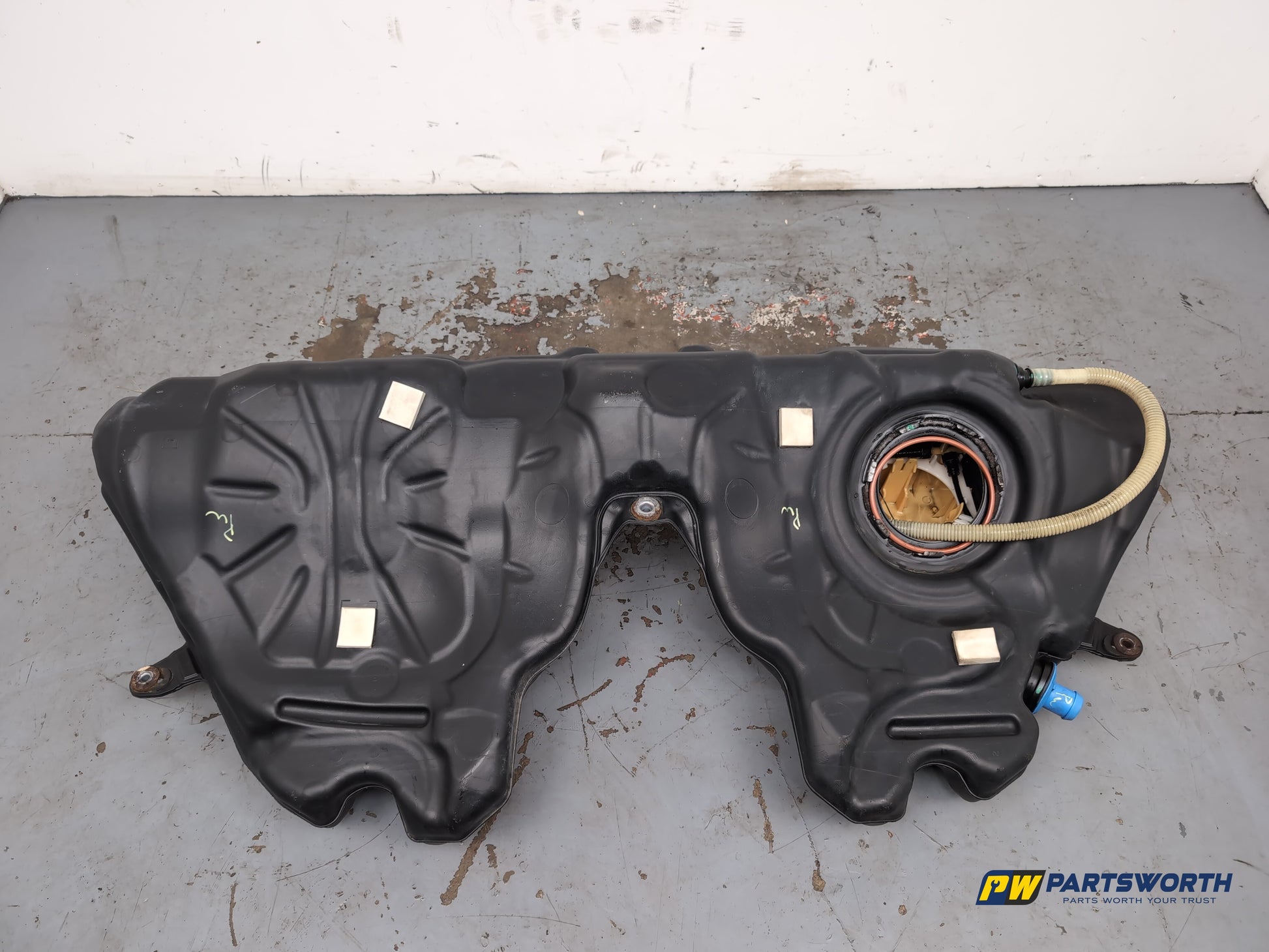 Bmw 5 6 Serie F10 F11 F06 F12 F13 Fuel Tank 7225002 2.0l Diesel 2013-2017 - photo 9