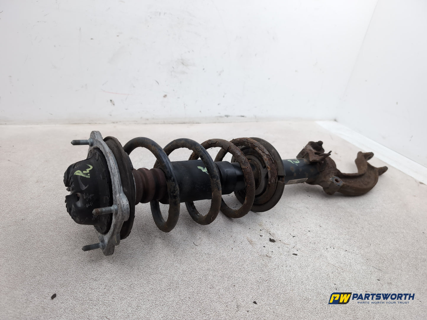 Audi A6 Se Tdi Shock Absorber Front Rh Driver Side 4g0413031 2011-2018 - photo 3