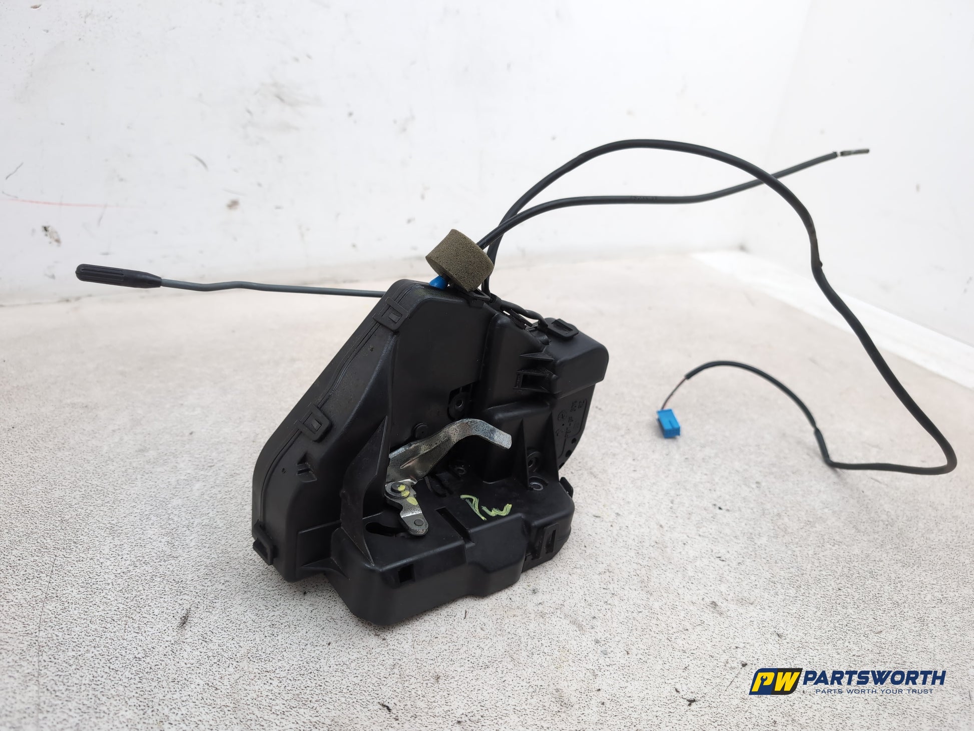 Door Lock Rear RH 3