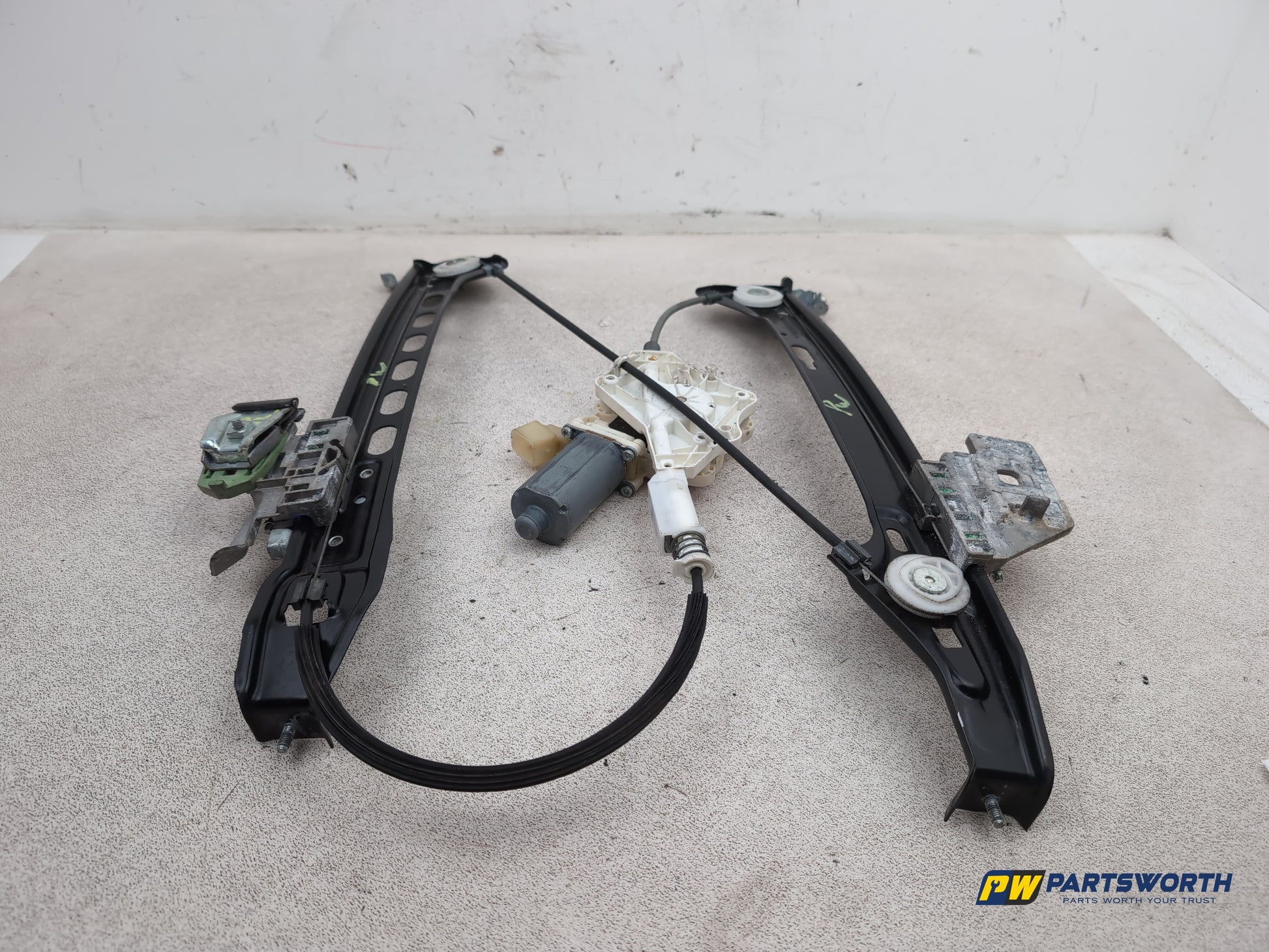 Door Rear Window Regulator RH 9