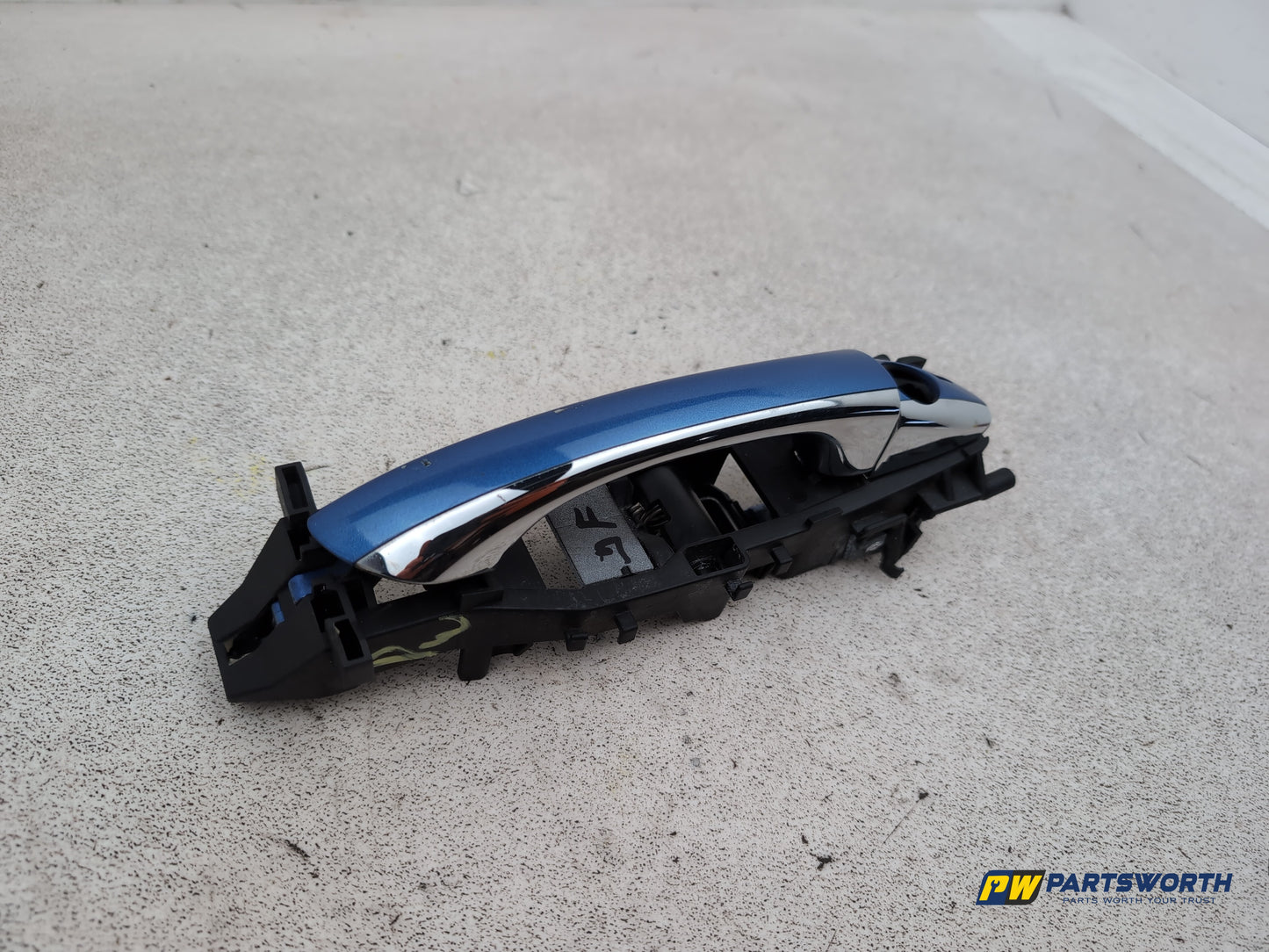 Mercedes Cls 320 Cdi Auto Door Handle Front Outer Release Rh Driver Side - photo 3