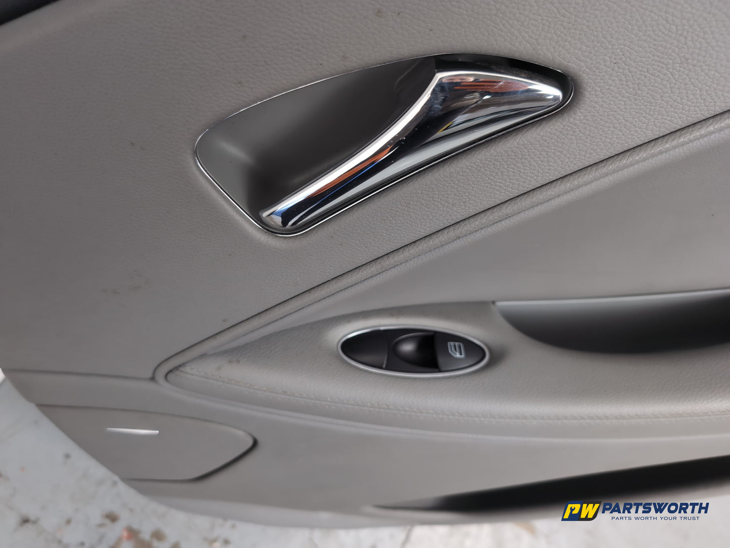 Mercedes Cls 320 Cdi Auto Rear Right Driver Side Door Card 2007-2008 - photo 5