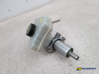 Brake Master Cylinder and Servo 3