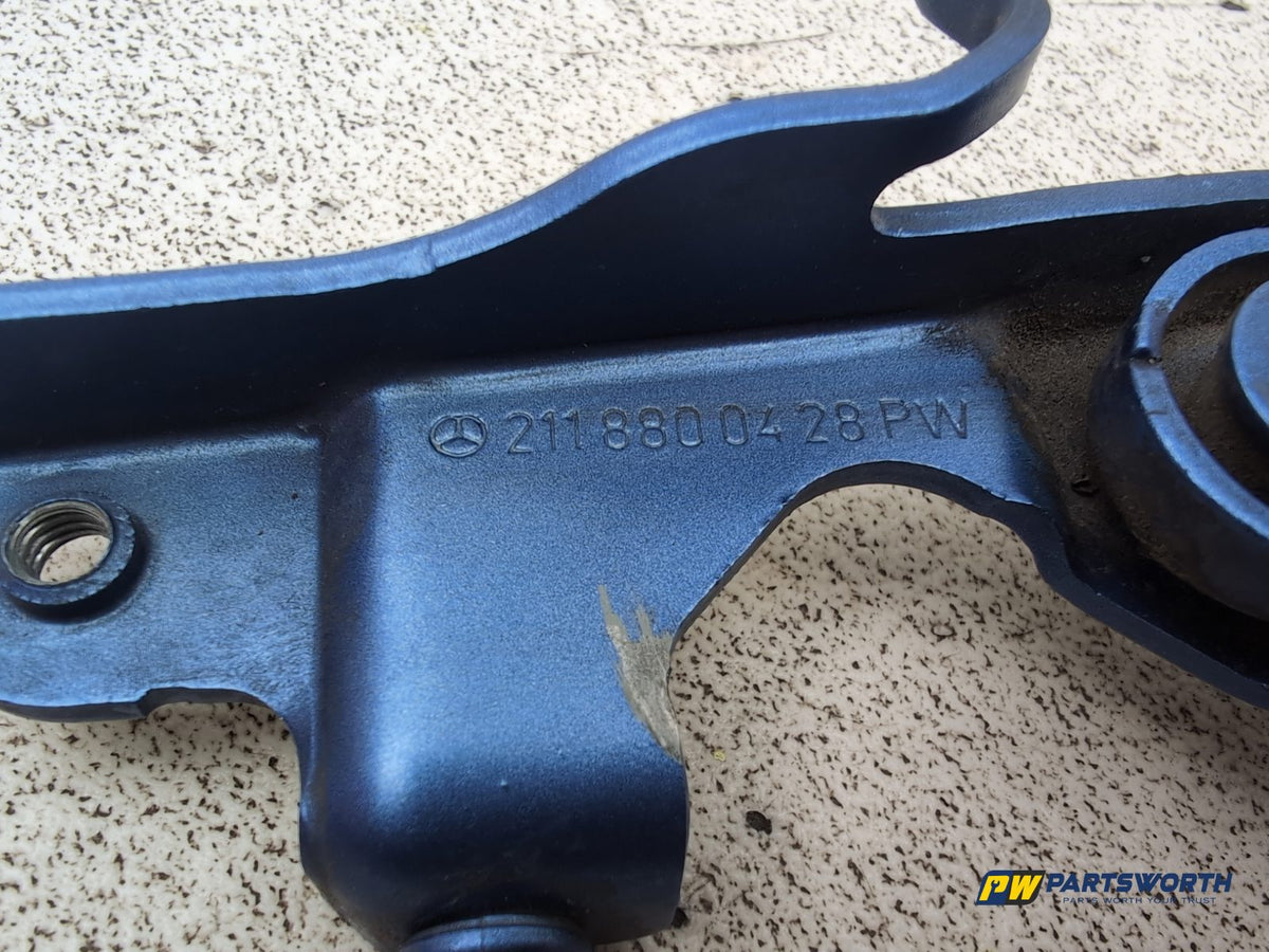 Bonnet Hinges 9