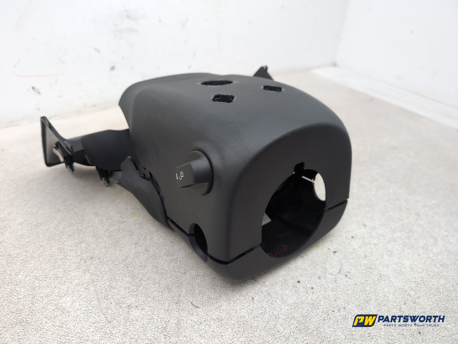 Steering Column Shroud Upper and Lower 3