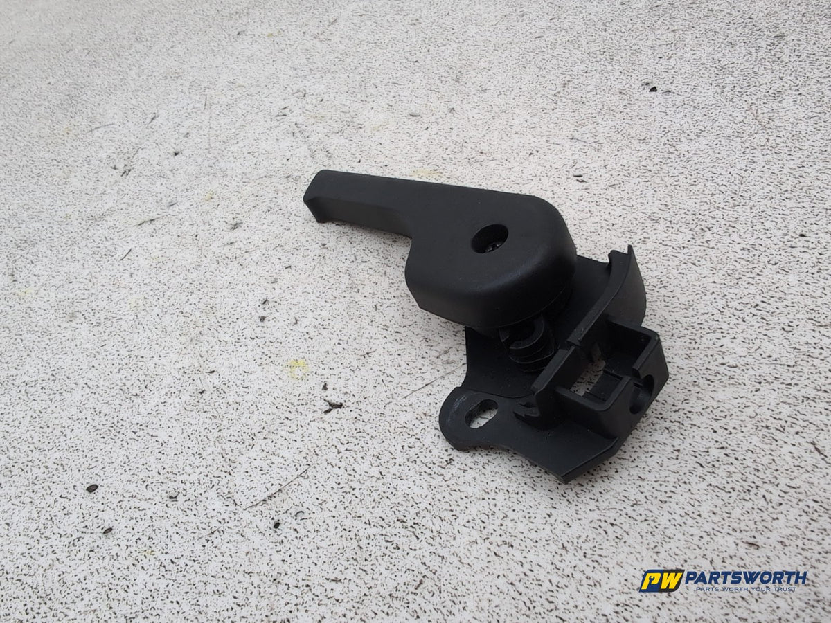 Bonnet Release Handle 3
