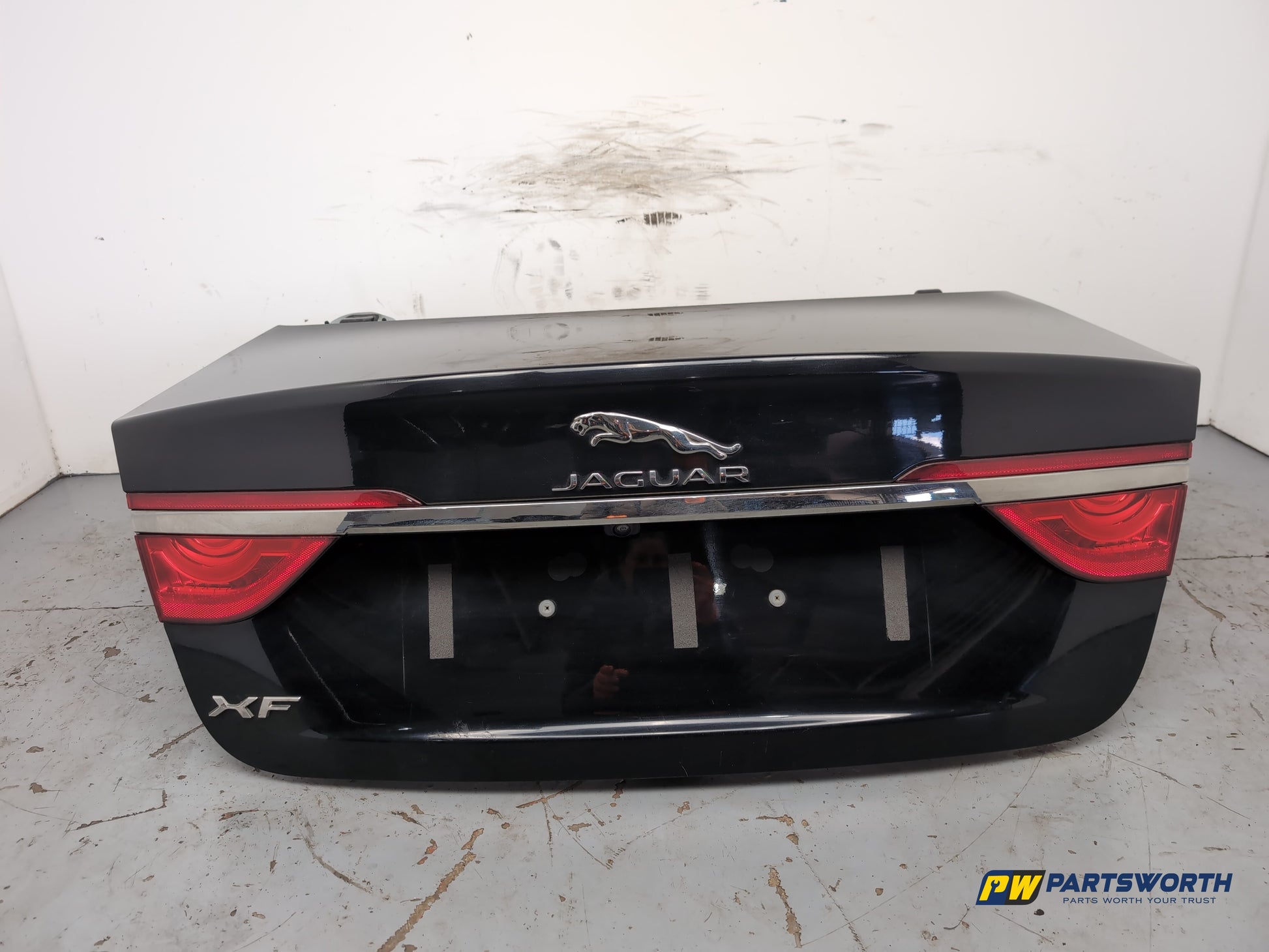 Jaguar Xf Portfolio D Boot Lid Ebony Black Pec 2015-2019 - photo 3