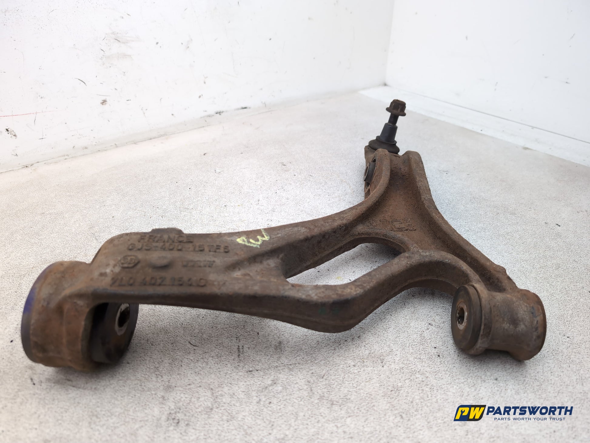 Volkswagen Touareg Altitude V6 Tdi Front Right Lower Suspension Arm Wishbone - photo 3