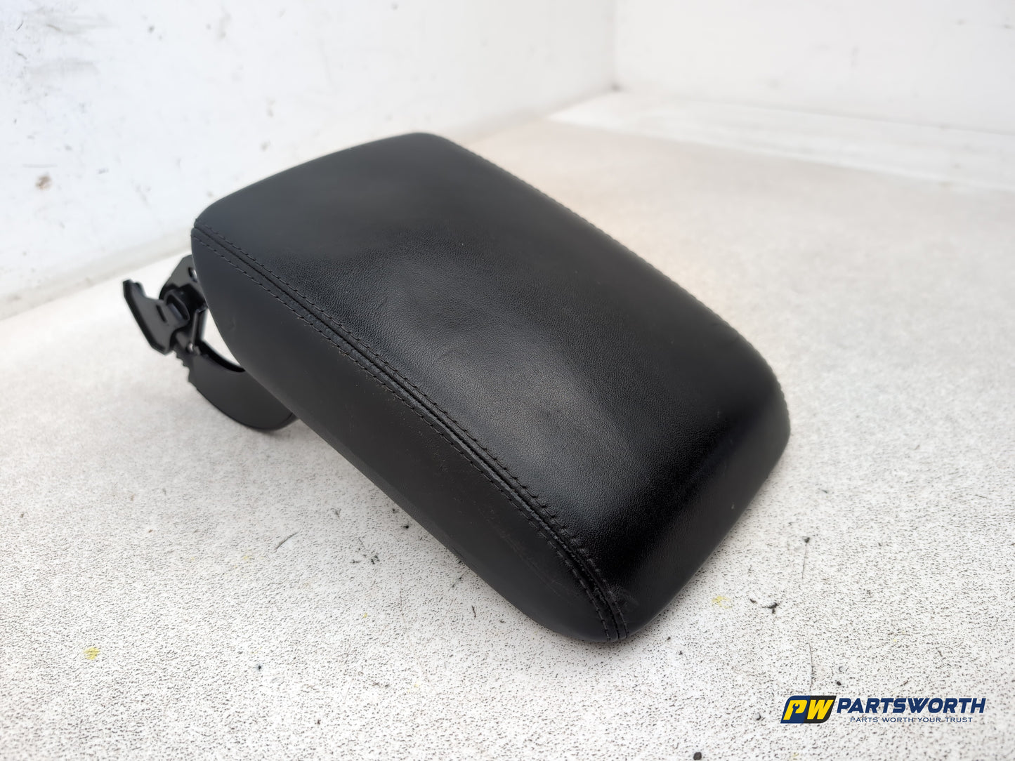 Audi A4 S Line Black Edit Tdi Quat Centre Console Armrest 2012-2013 - photo 3