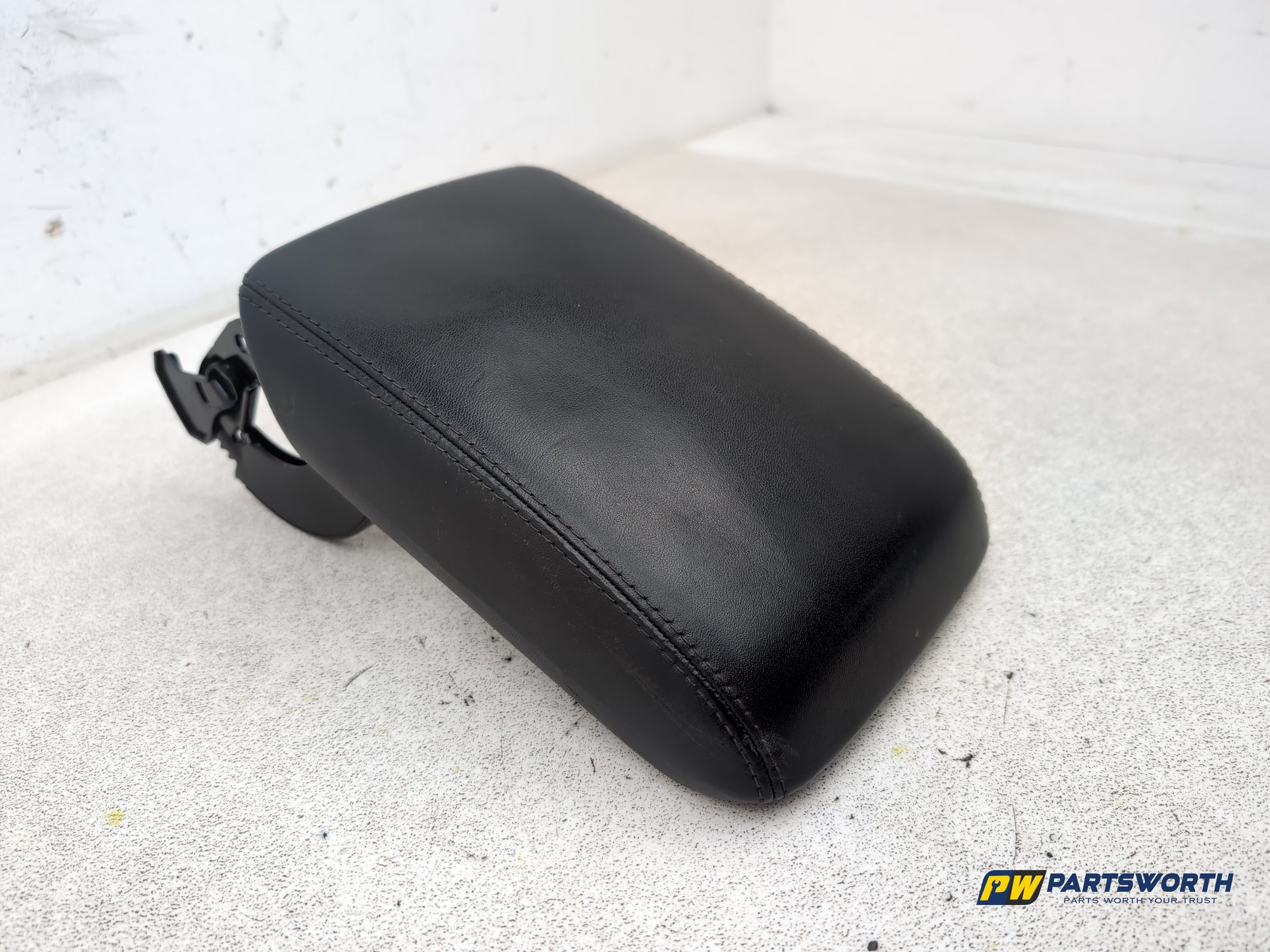 Audi A4 S Line Black Edit Tdi Quat Centre Console Armrest 2012-2013 - photo 3
