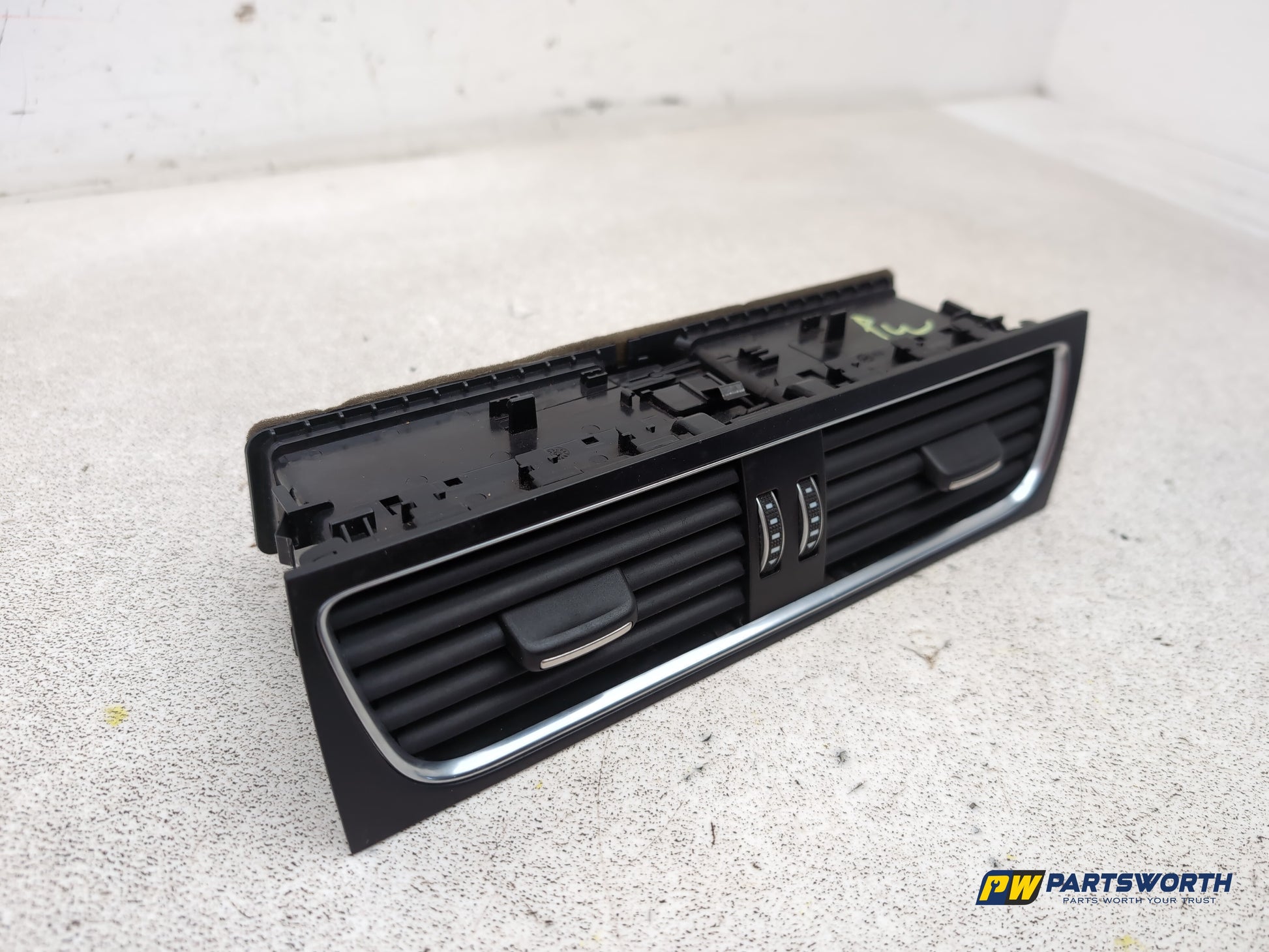 Dashboard Trim With Air Vent  3