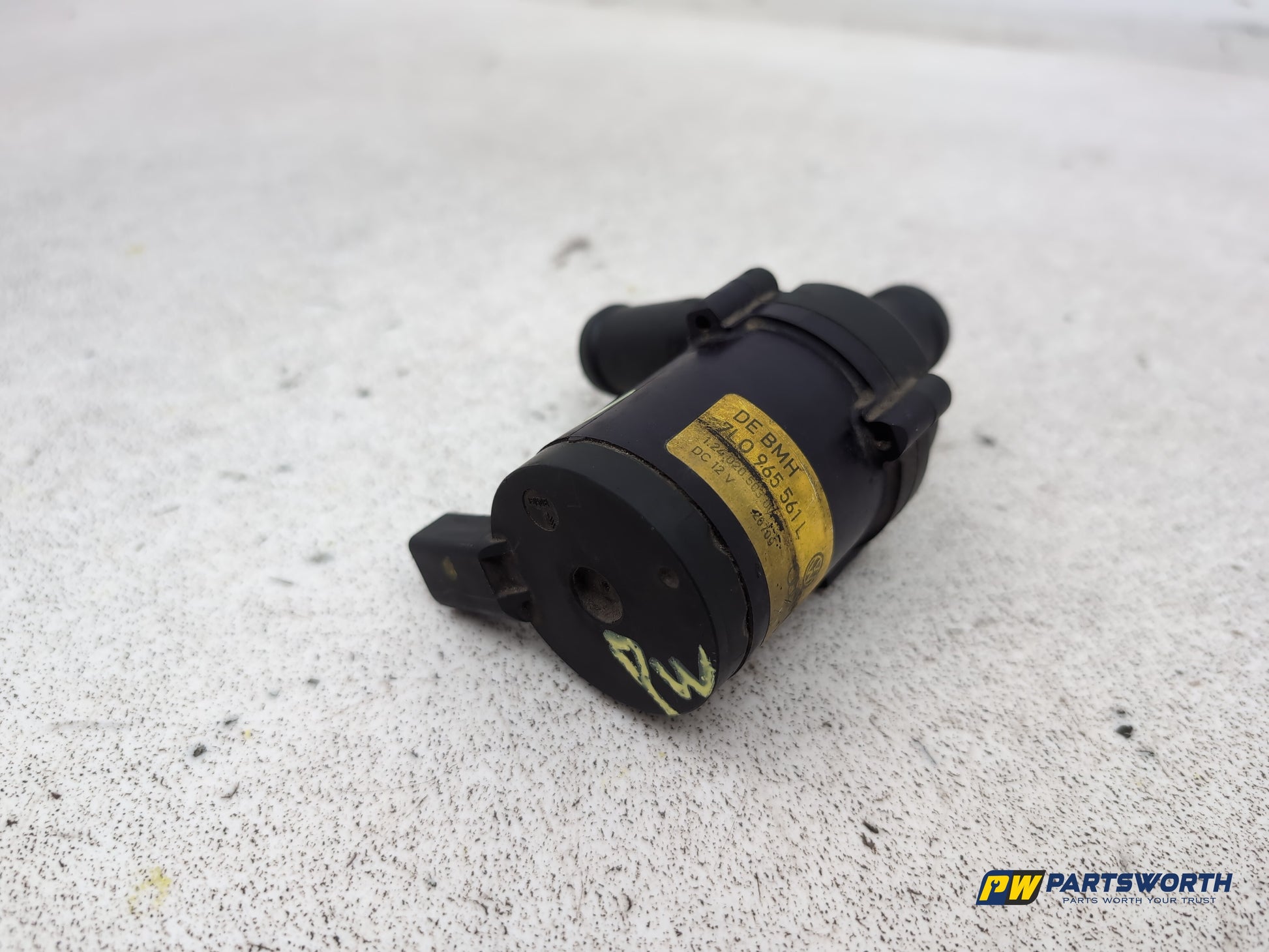 Volkswagen Touareg Altitude V6 Aux Heater Water Pump Control Valve 7l0965561l - photo 3