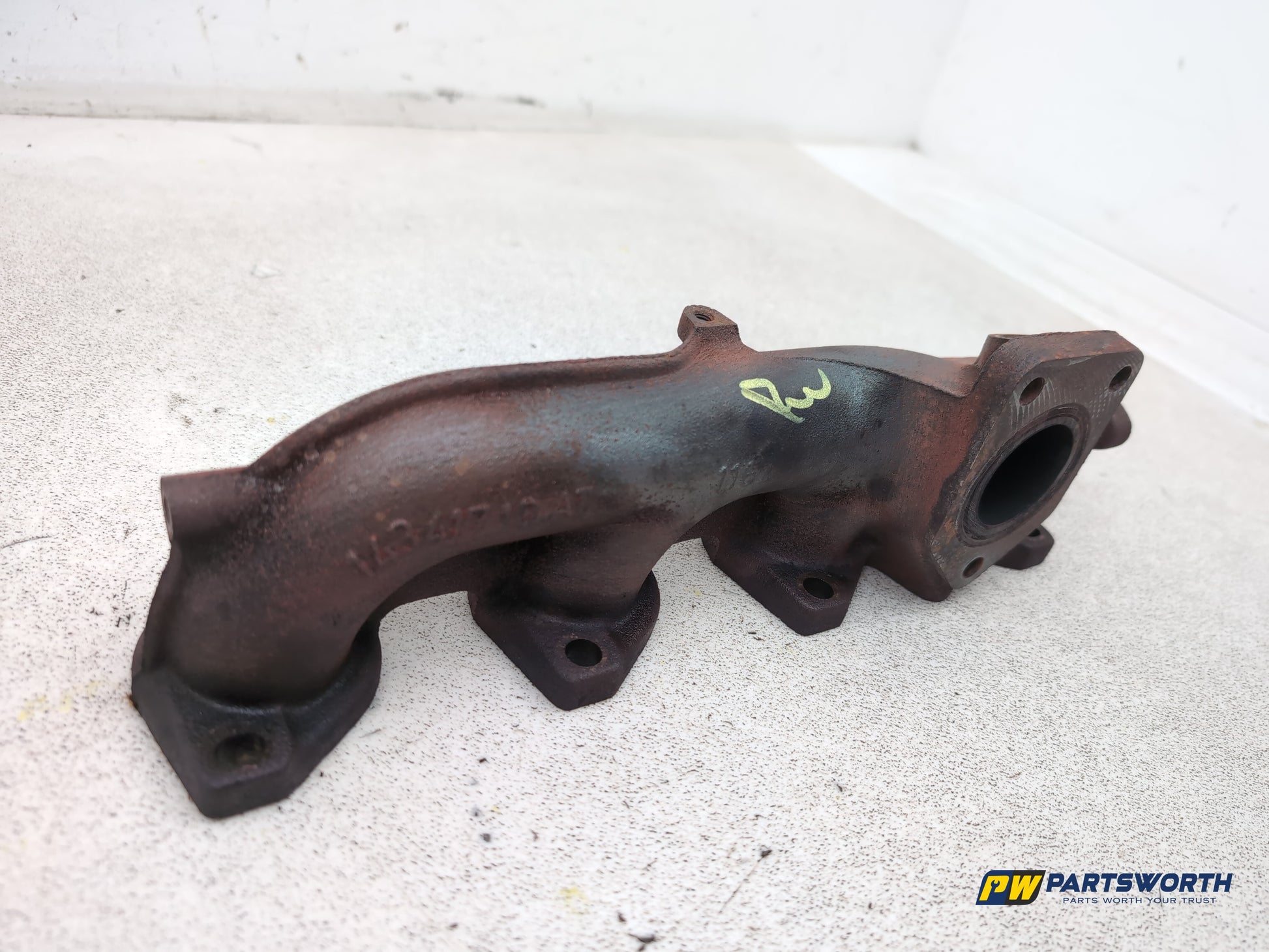Exhaust Manifold 3