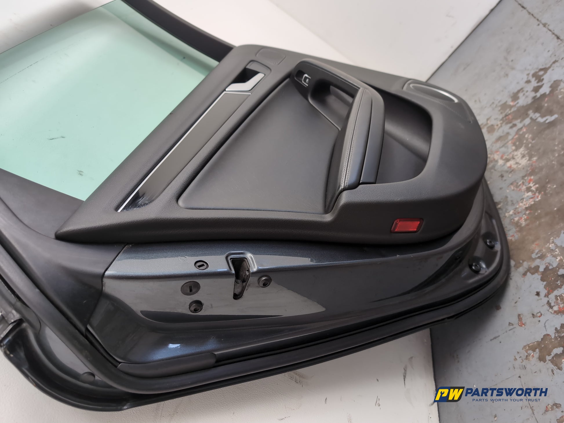 Door Rear LH 14