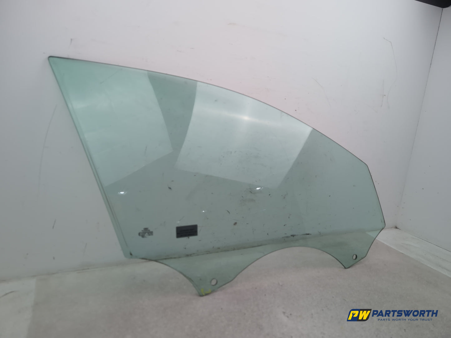 Door Glass Front RH 3