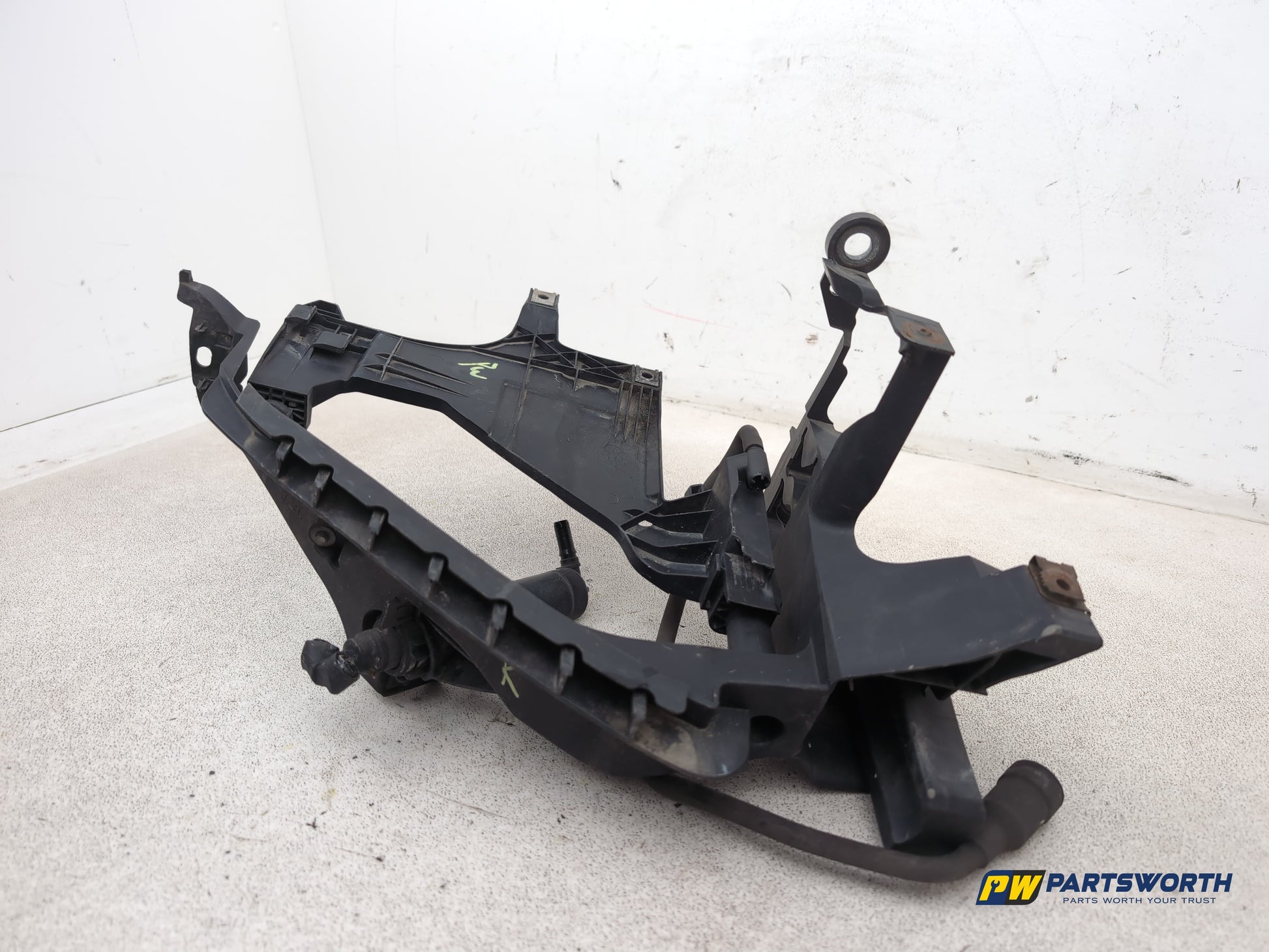 Headlamp Panel Support Bracket RH 3