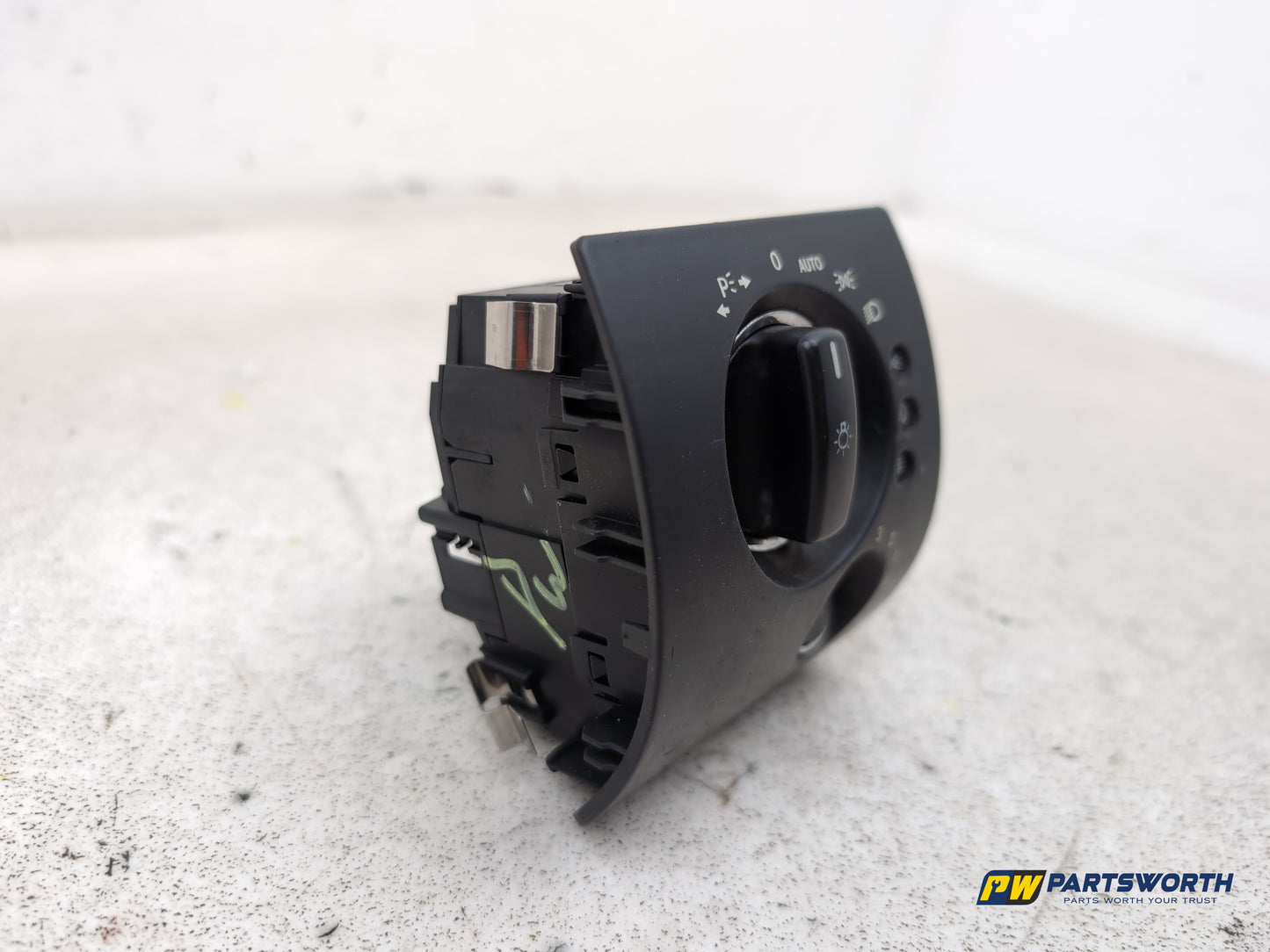 Switch Headlamp 3