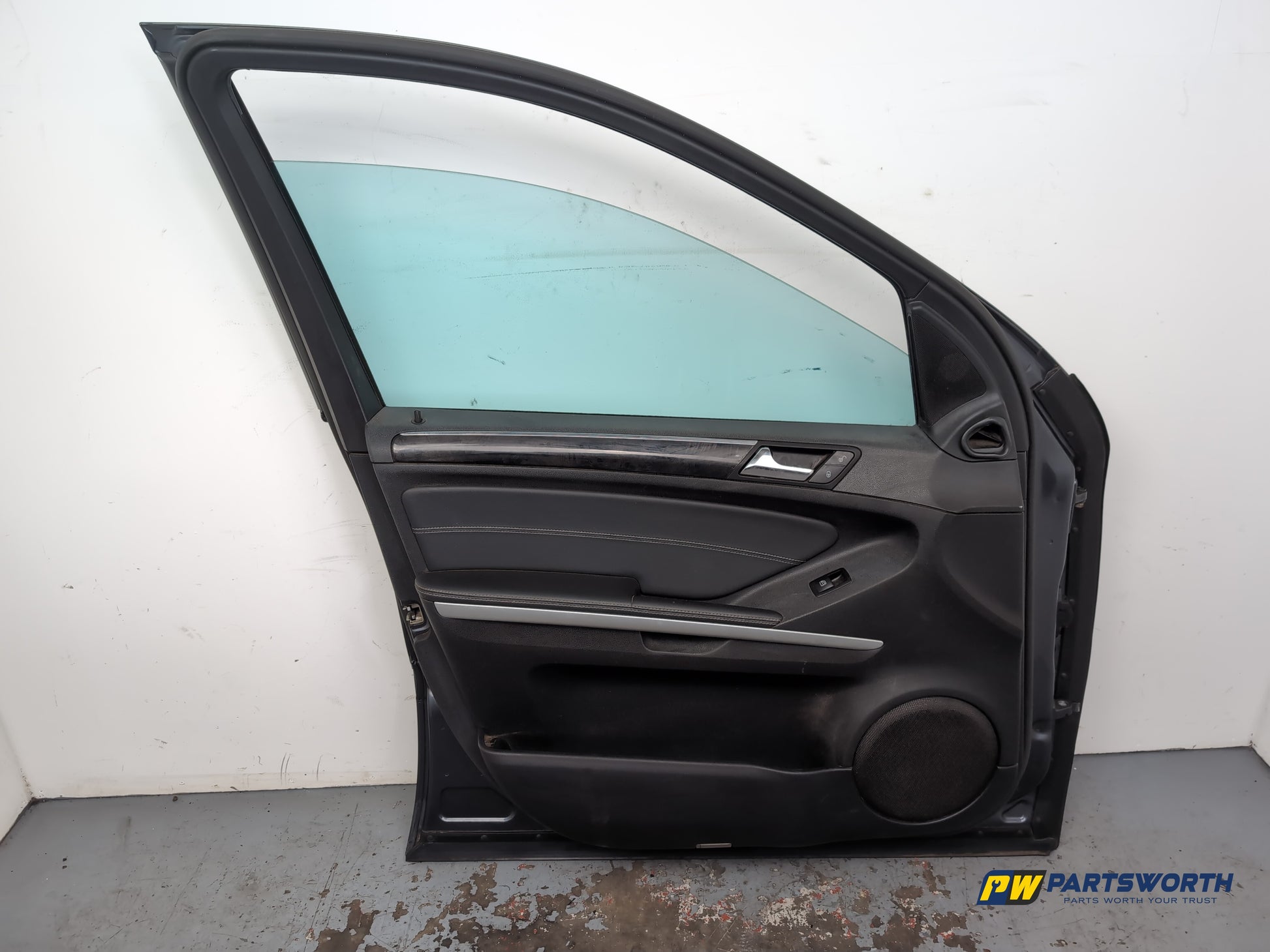 Door Front LH 9