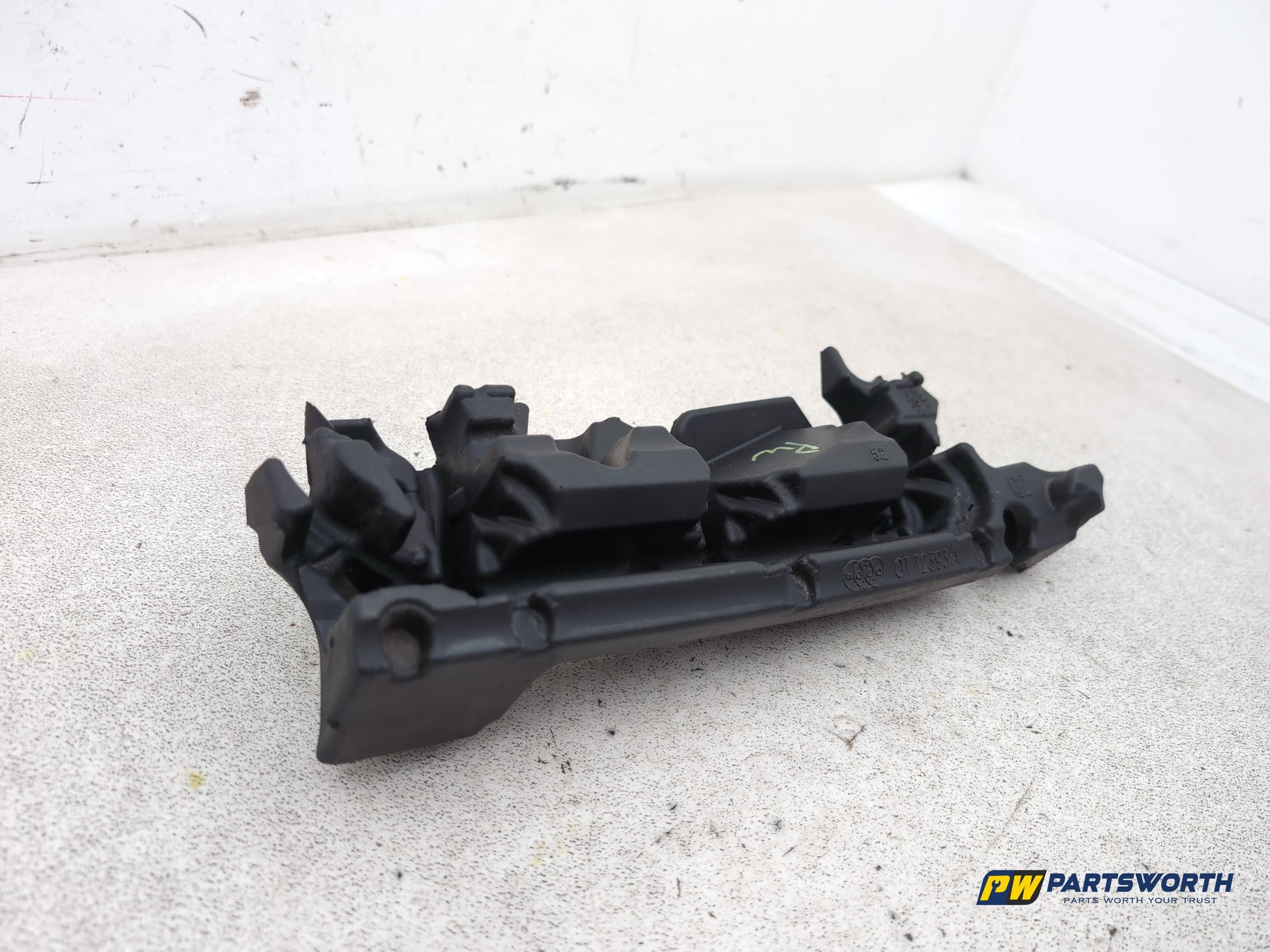 Mercedes-Benz Ml300 Sport Cdi Blue-Cy Coupe Front Engine Covers A6420162024 - photo 3