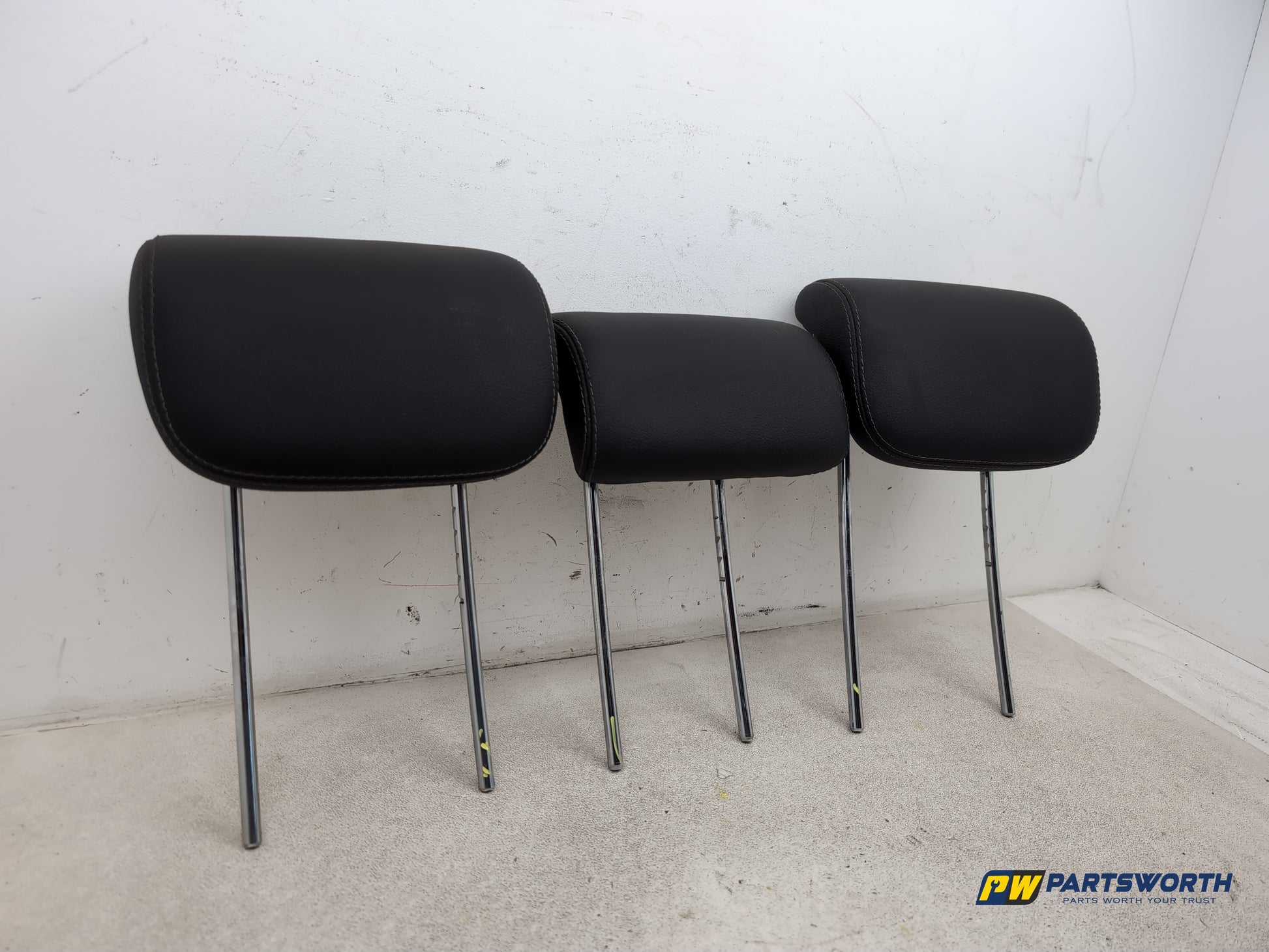 Rear Headrest 3