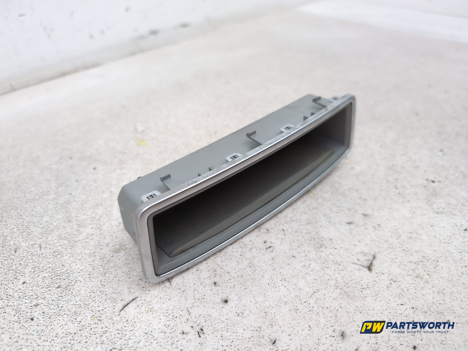 Centre Console Storage Tray 3
