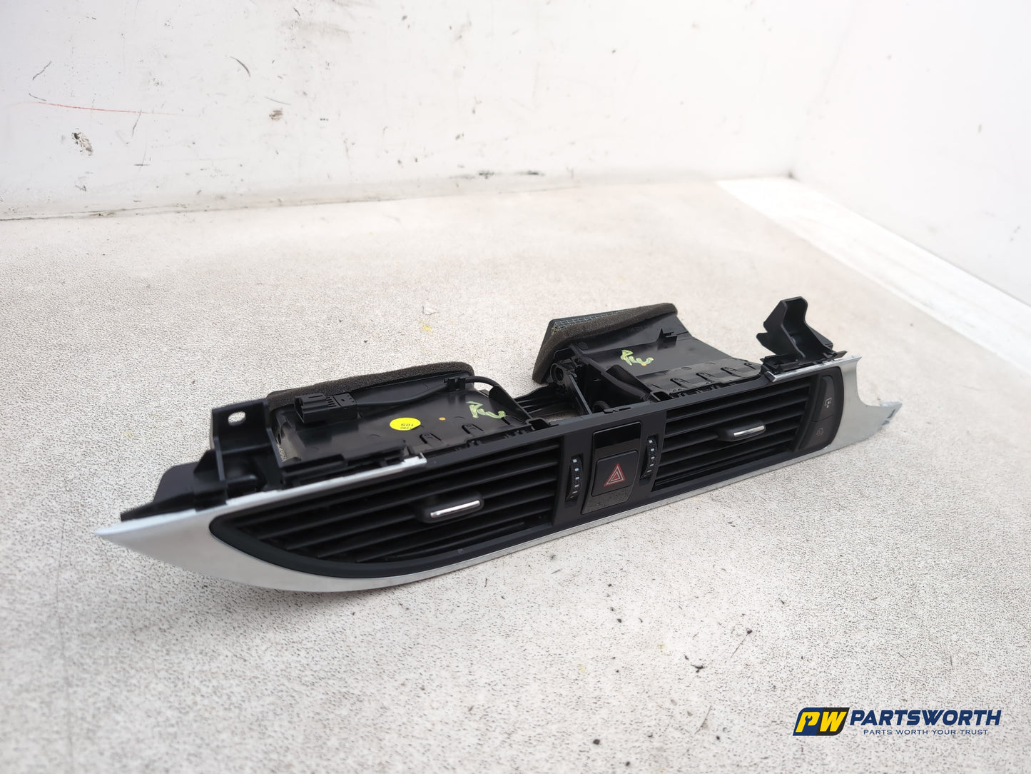 Dashboard Trim With Air Vent  3