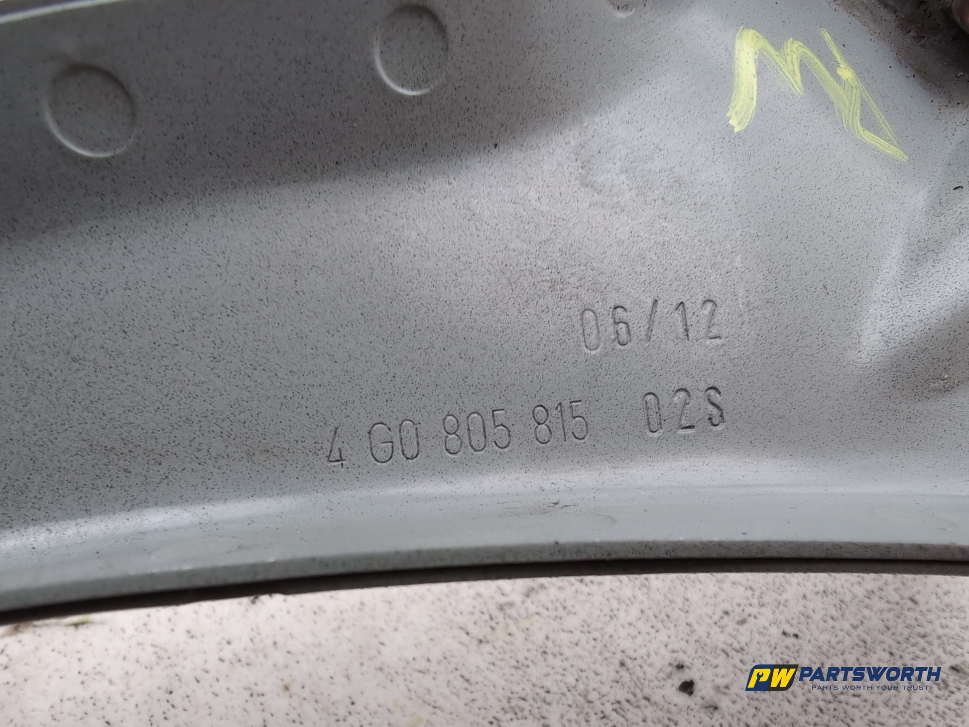 Audi A6 Se Tdi Quattro Auto Front Wing Bracket Mount Holder Passenger Side - photo 3