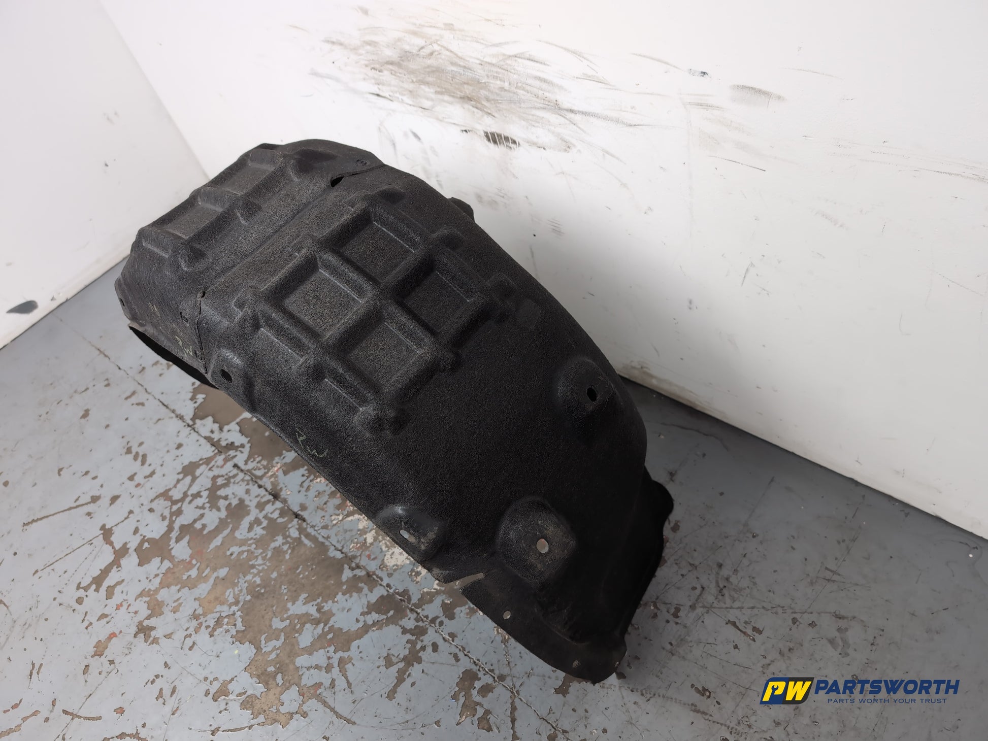 Moulding Wheel Arch Rear LH 3