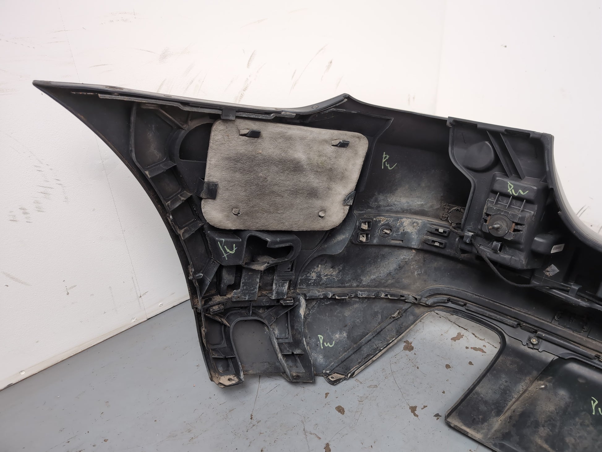 Rear Bumper 15