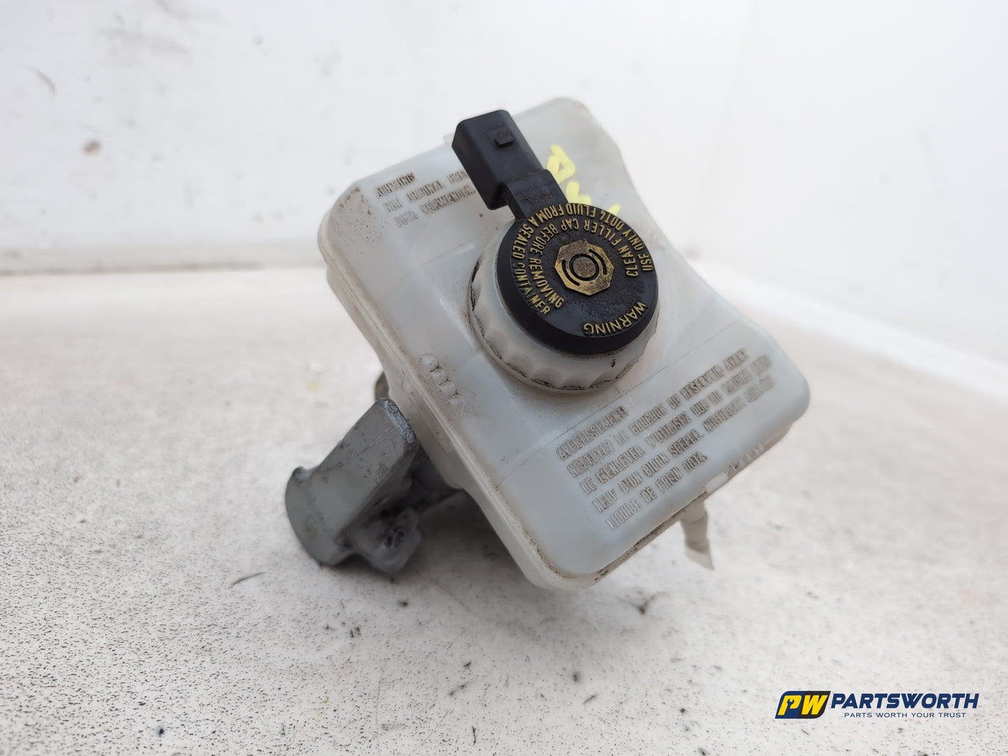 Brake Master Cylinder Assembly 3