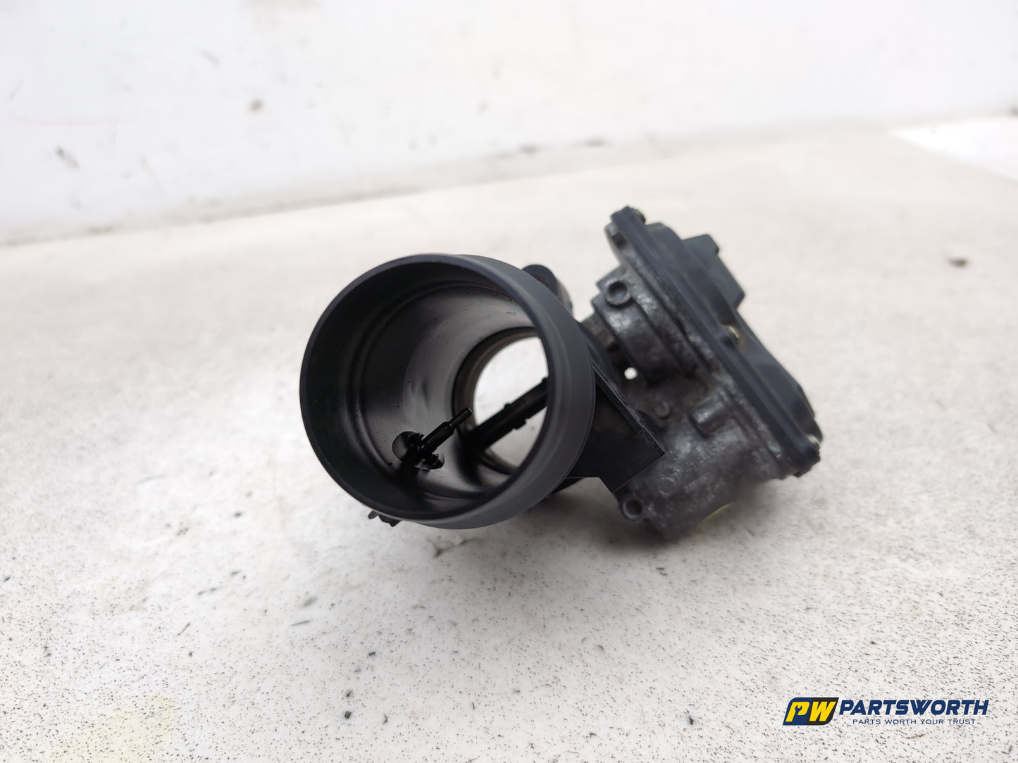 Bmw 5 Series F10 Throttle Body 7810752 2013-2017 - photo 3