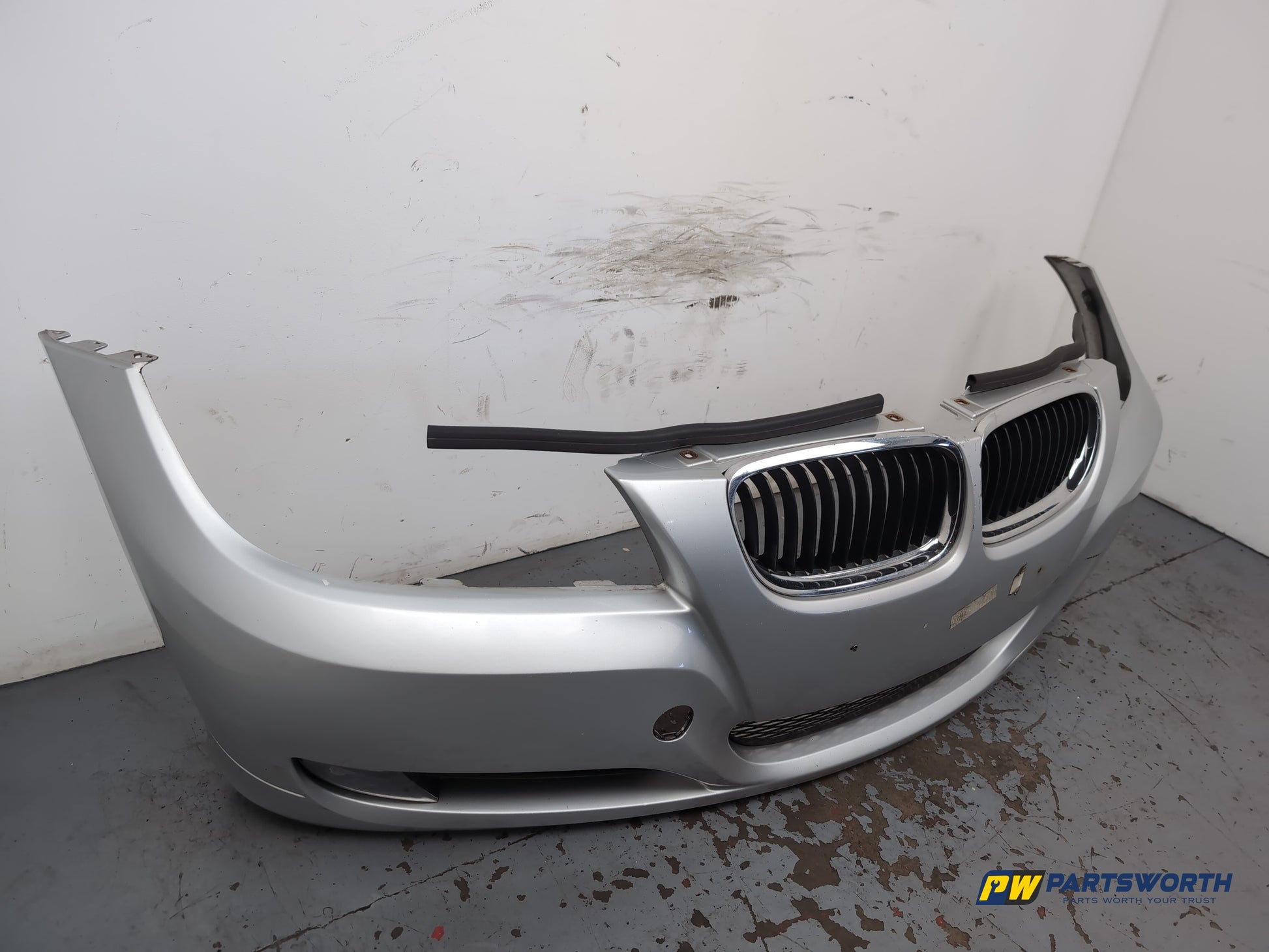 Bmw 320d M Sport Auto 181 Front Bumper Silver 354 2009-2011 - photo 3