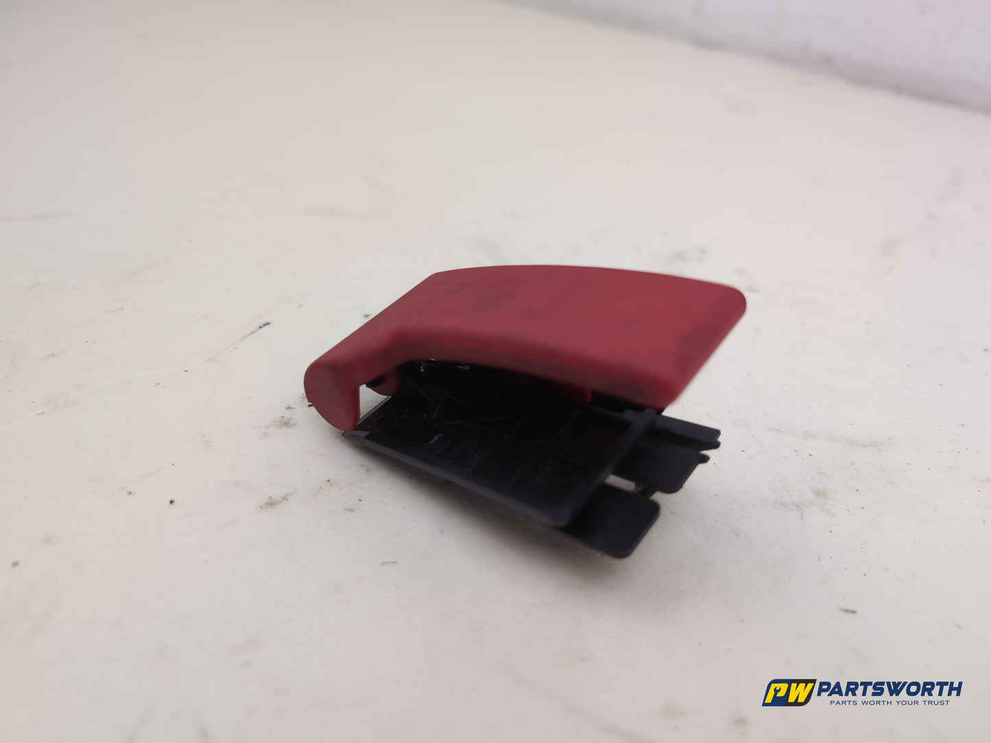 Bonnet Release Handle 3