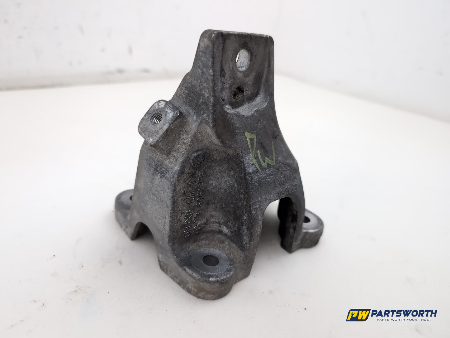 Jaguar Xf Portfolio D Left Engine Mount Bracket Gx736061fb 2015-2019 - photo 3