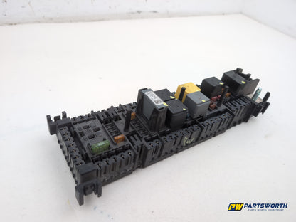 Mercedes-Benz B180 Blueefficiency Sport Fuse Relay Box Engine Bay A2469066600 - photo 3