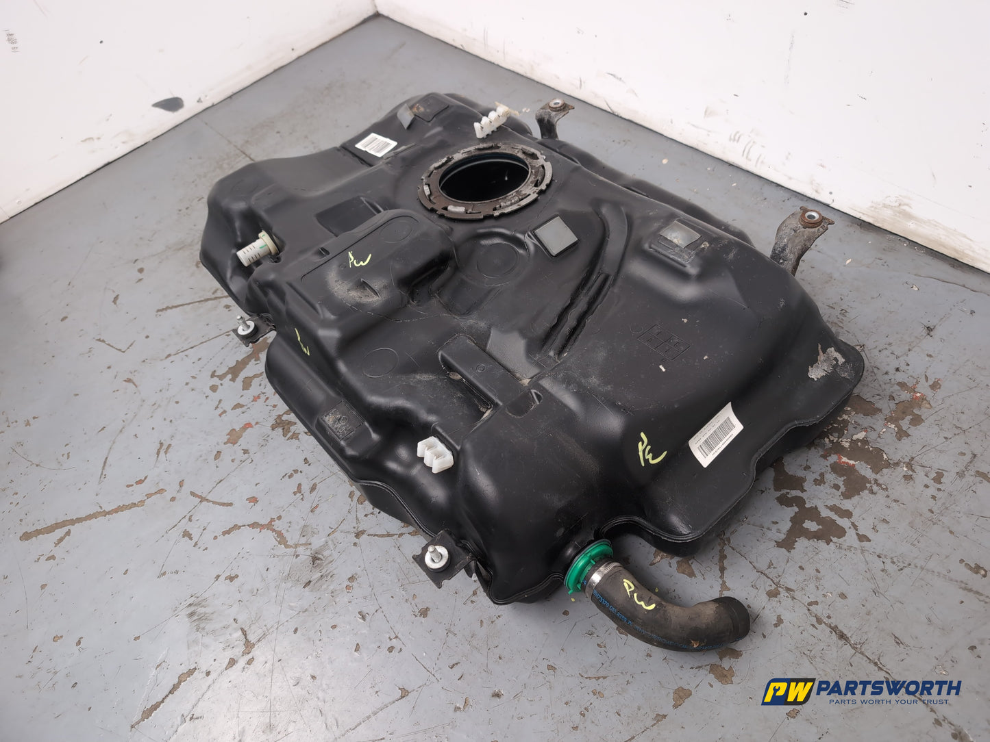 Mercedes-Benz B180 Blueefficiency Sport Cdi 1.8l Diesel Om 651.901 Fuel Tank - photo 3