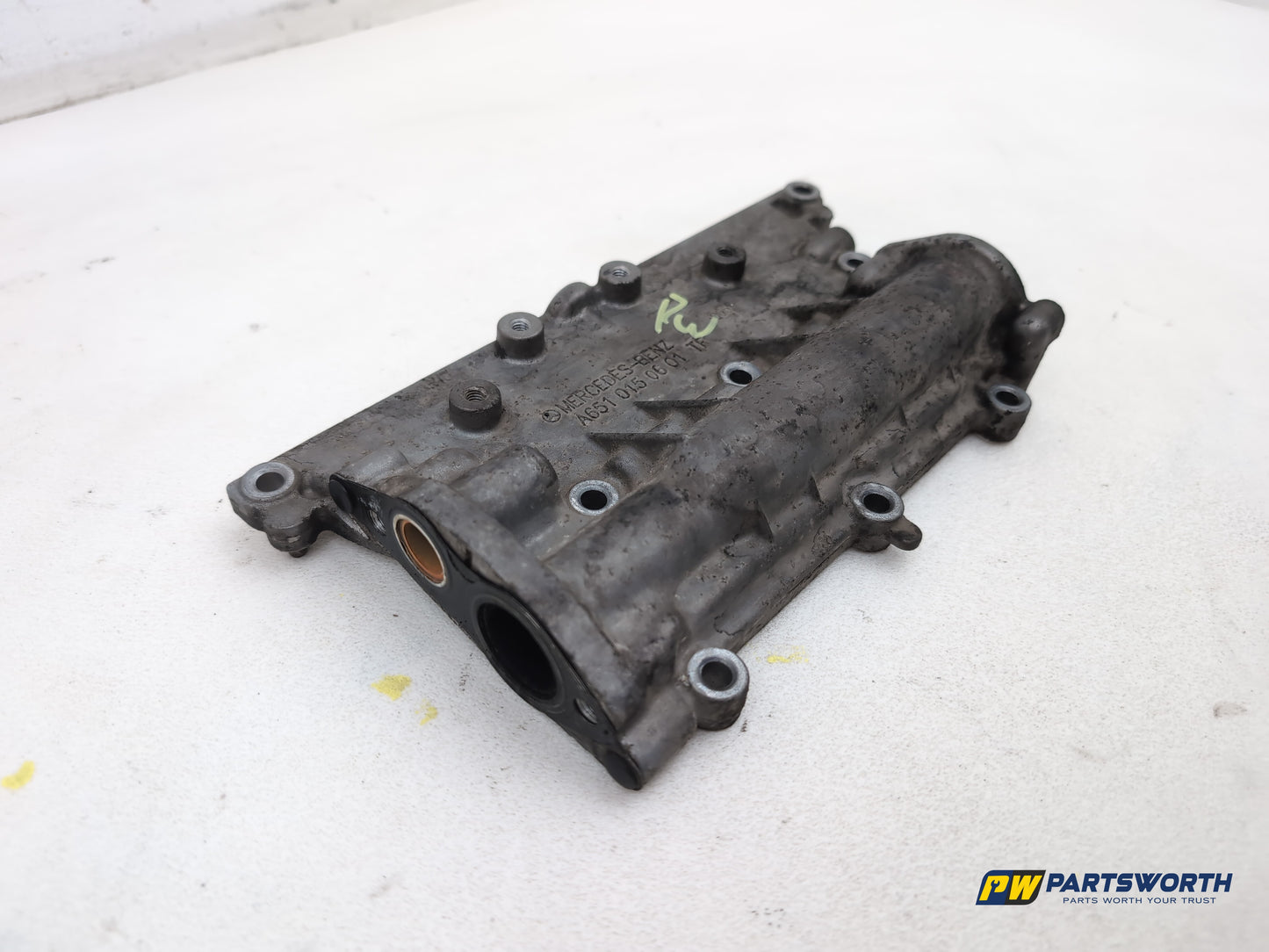 Mercedes-Benz B180 Blueefficiency Sport Cylinder Head End Plate 1.8l Diesel - photo 3