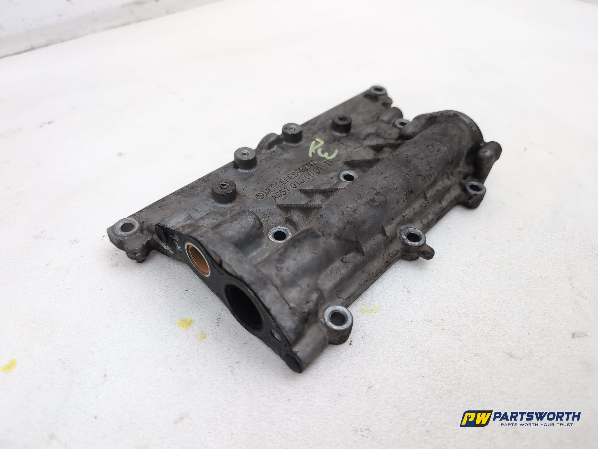 Mercedes-Benz B180 Blueefficiency Sport Cylinder Head End Plate 1.8l Diesel - photo 3
