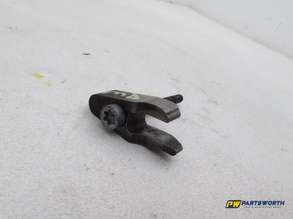 Mercedes-Benz B180 Blueefficiency Sport Cdi Fuel Injector Clamp And Bolt - photo 3