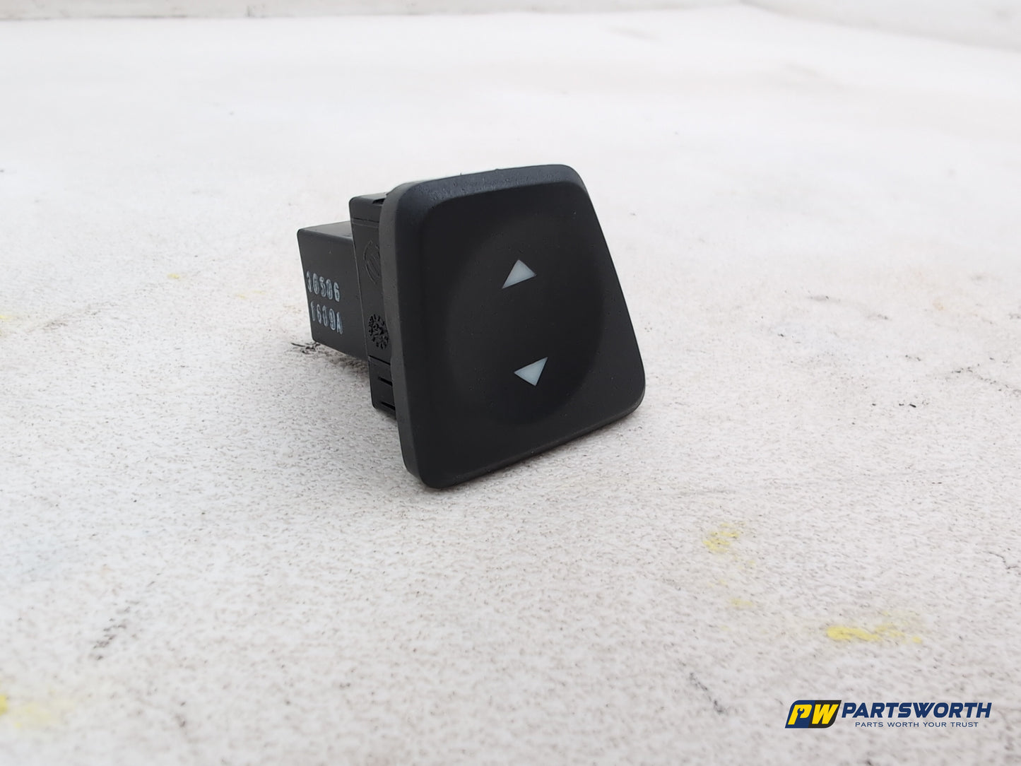 Fiat 500 Pop Front Door Left Passenger Side Window Switch 2007-2009 - photo 3