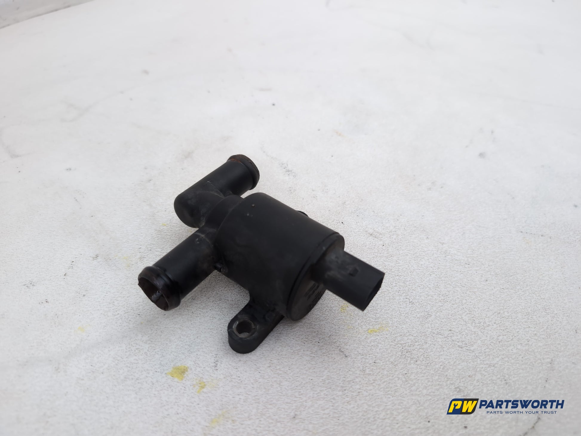 Audi A4 S Line Black Edit Tdi Quat Auxiliar Coolant Water Pump 4h0121671b - photo 3
